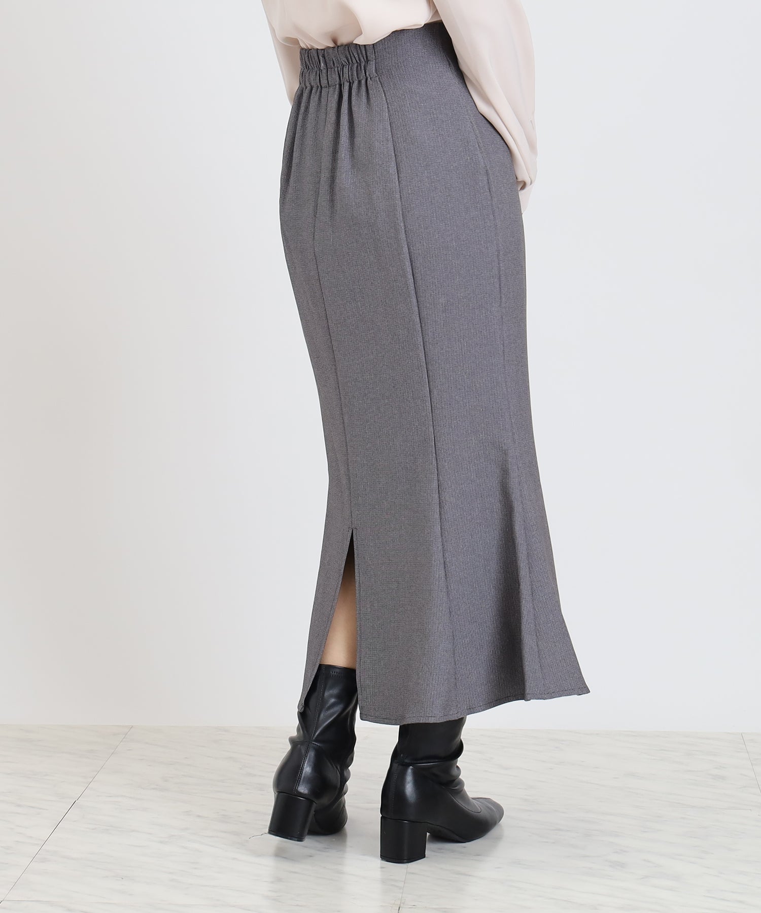 ブラック model:156 着用サイズ:M