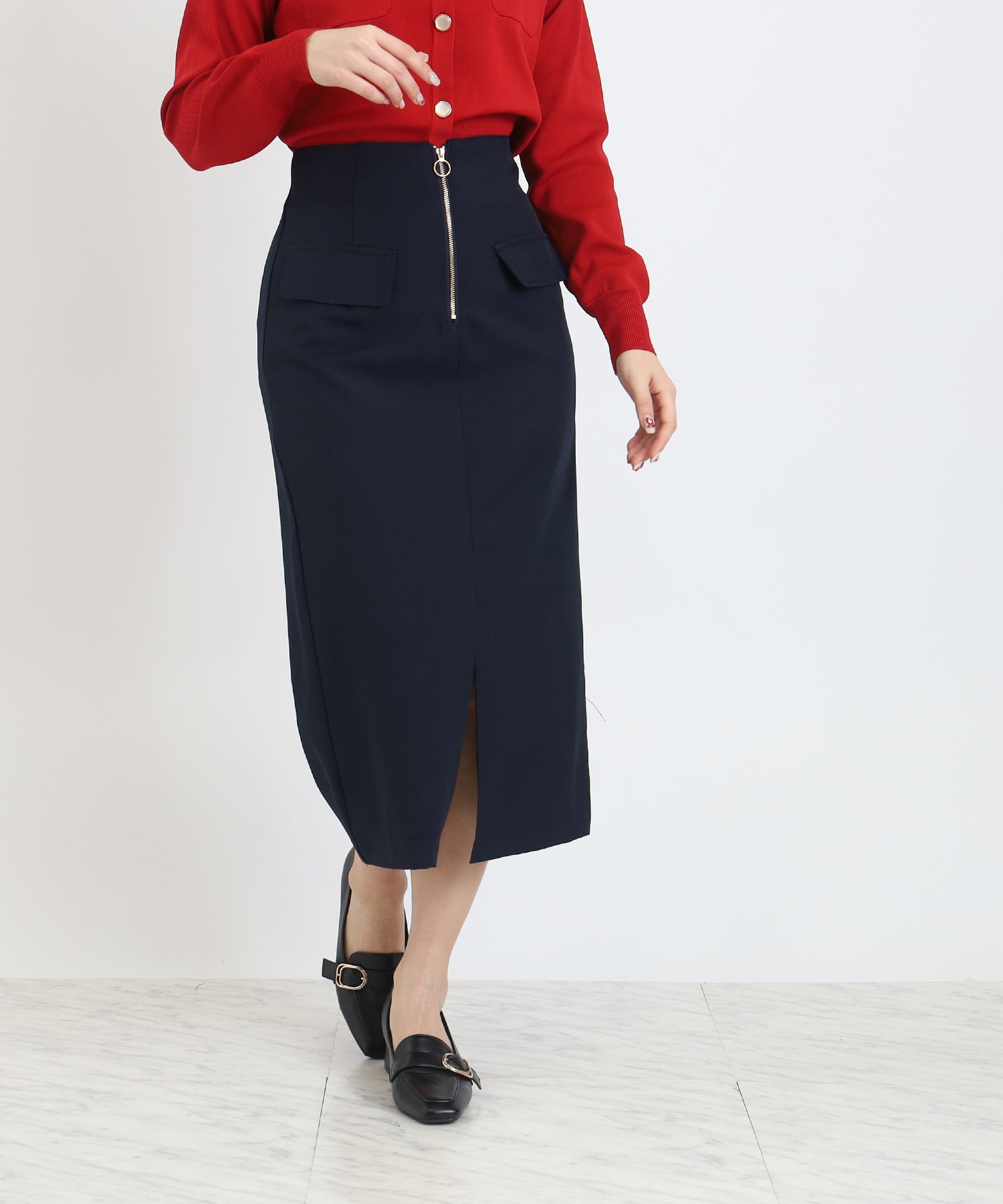 ネイビー MODEL:160 着用サイズ:M