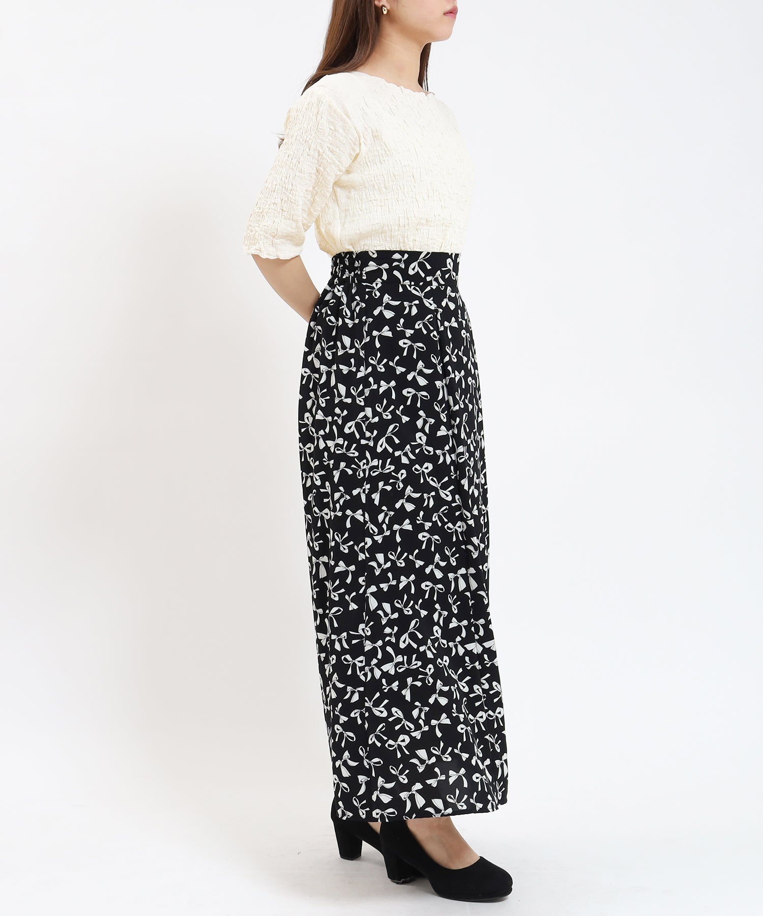 アイボリー model:155cm/骨格ウェーブ 着用サイズ:M