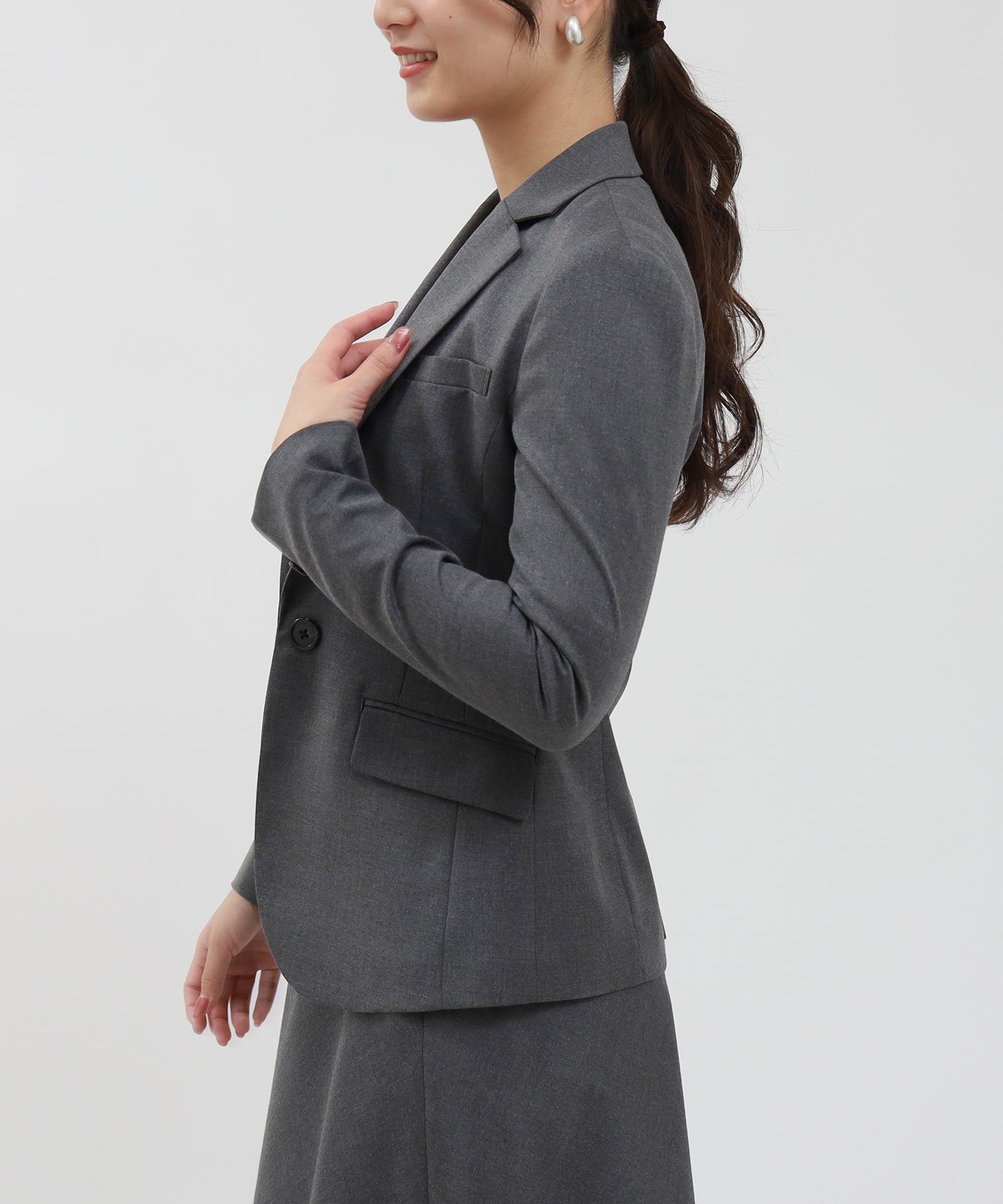 チャコール model:160 着用サイズ:M