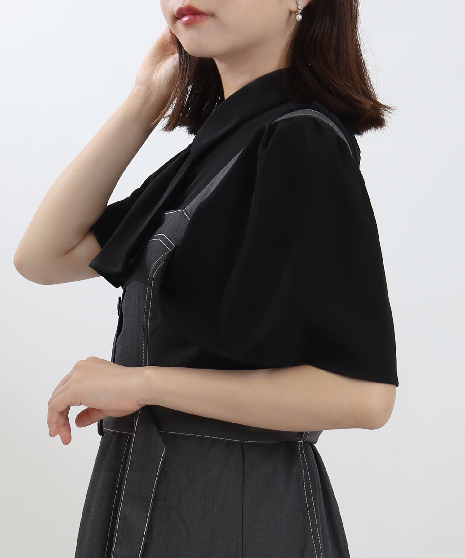 チャコール model:156 着用サイズ:M