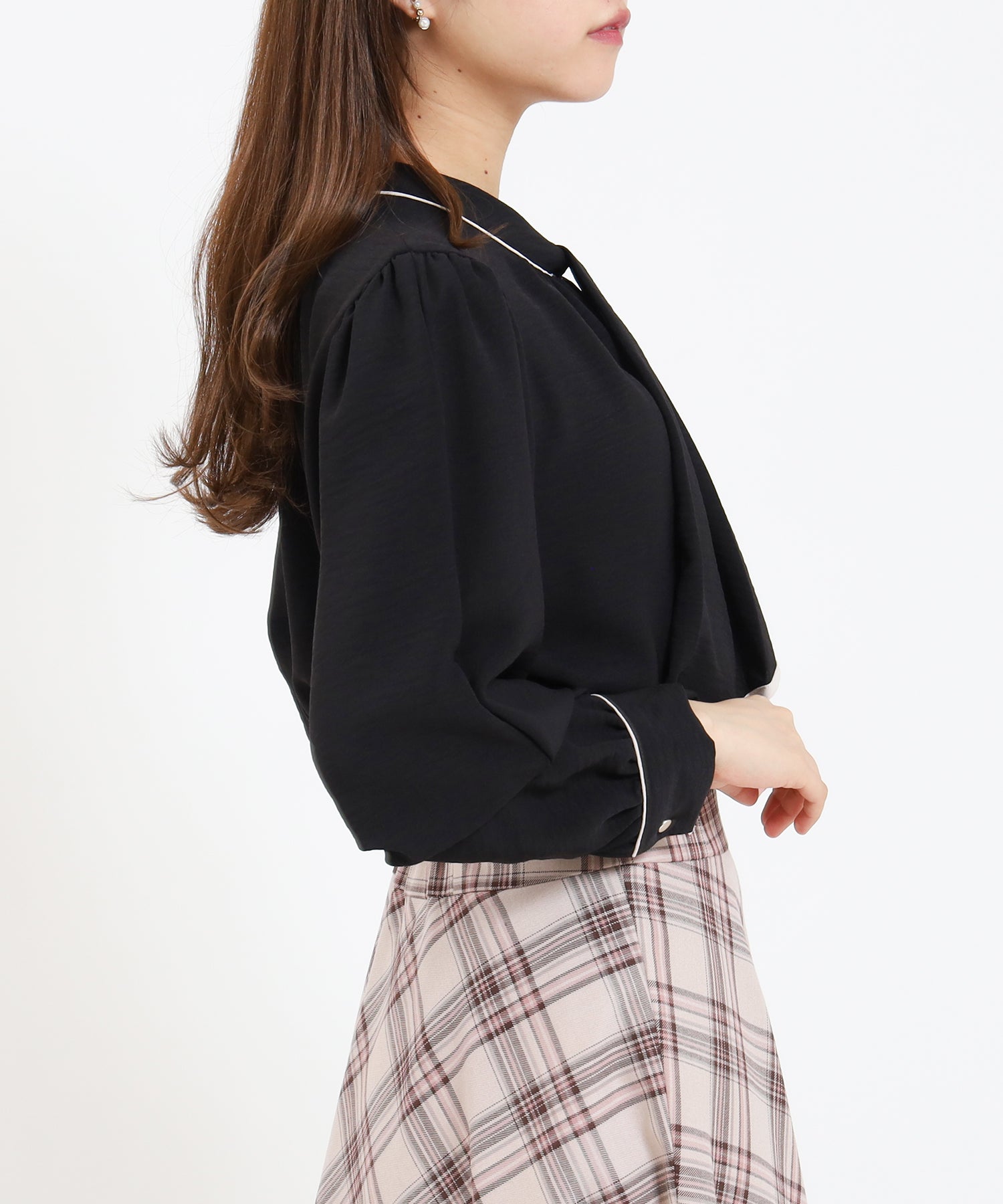 ブラック model:155cm/骨格ウェーブ 着用サイズ:M