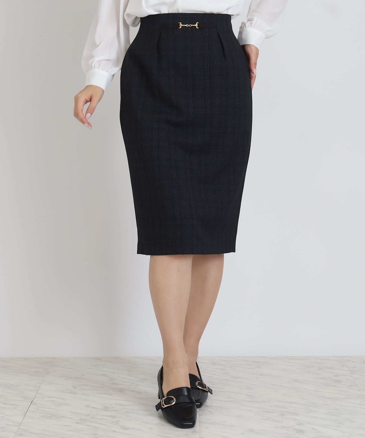 チャコール model:160 着用サイズ:M