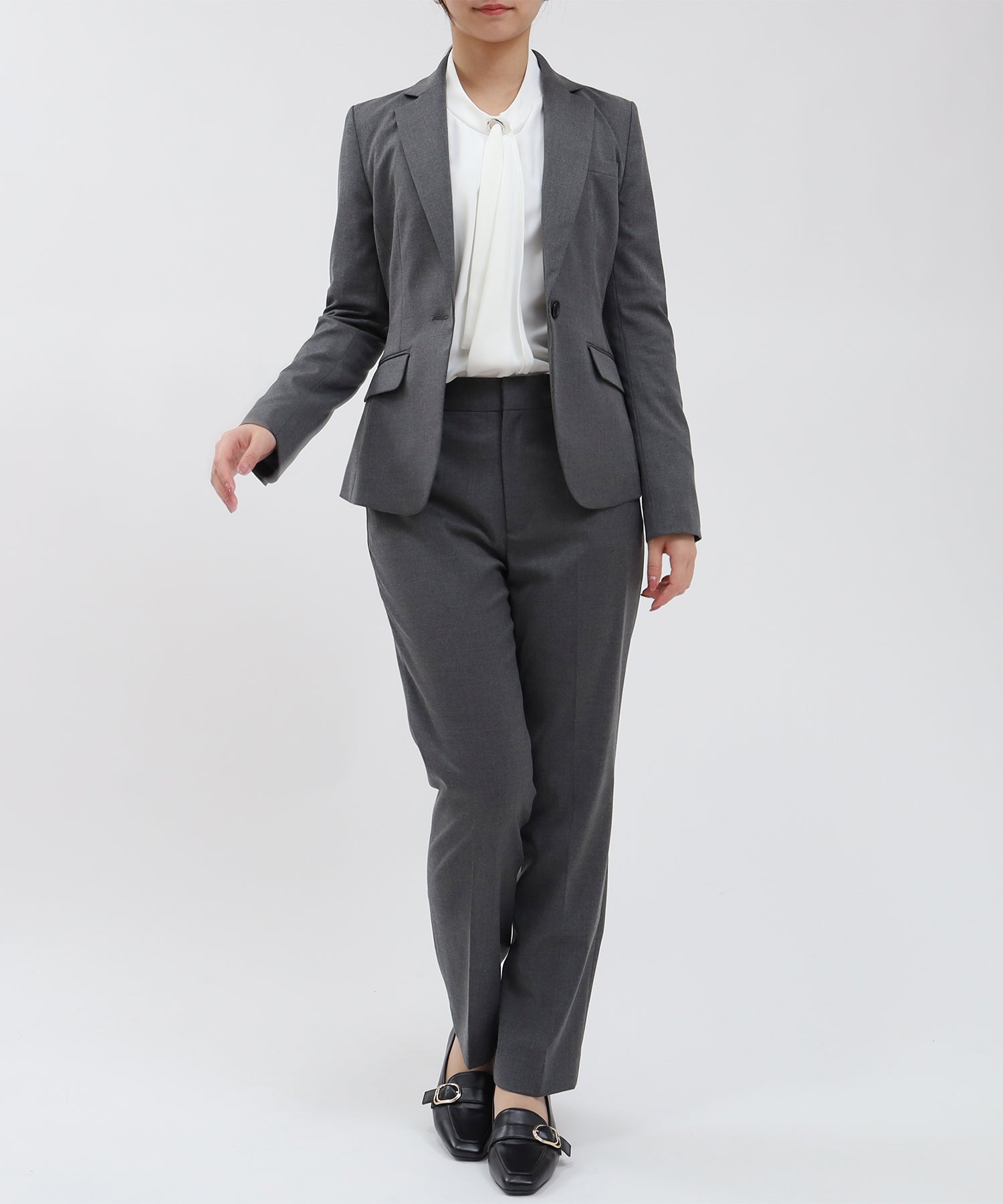 チャコール model:160 着用サイズ:M