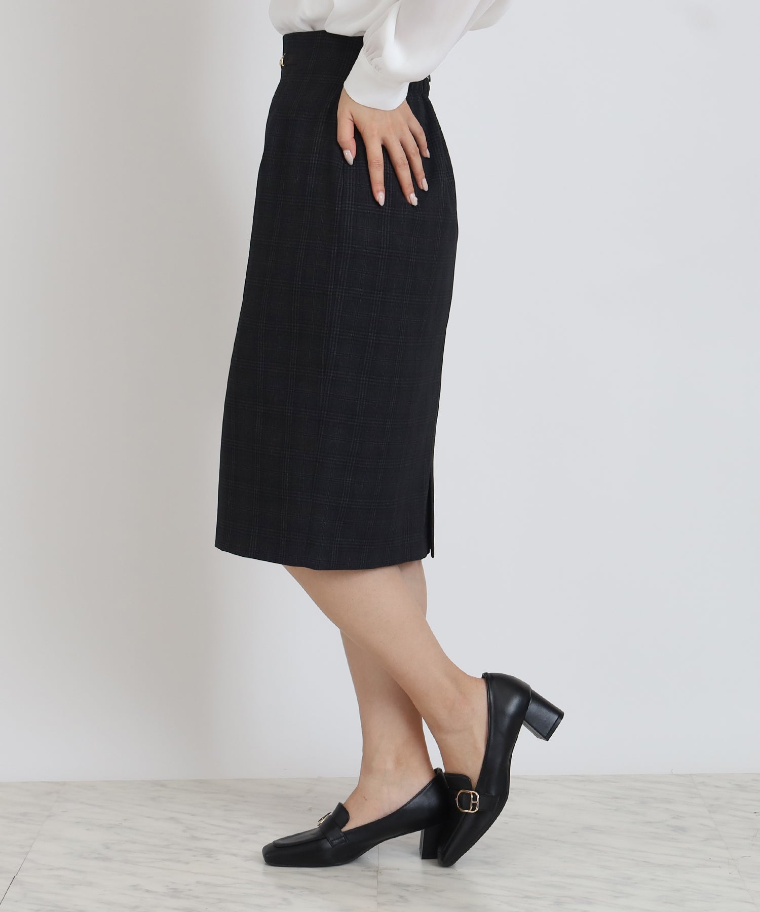 チャコール model:160 着用サイズ:M