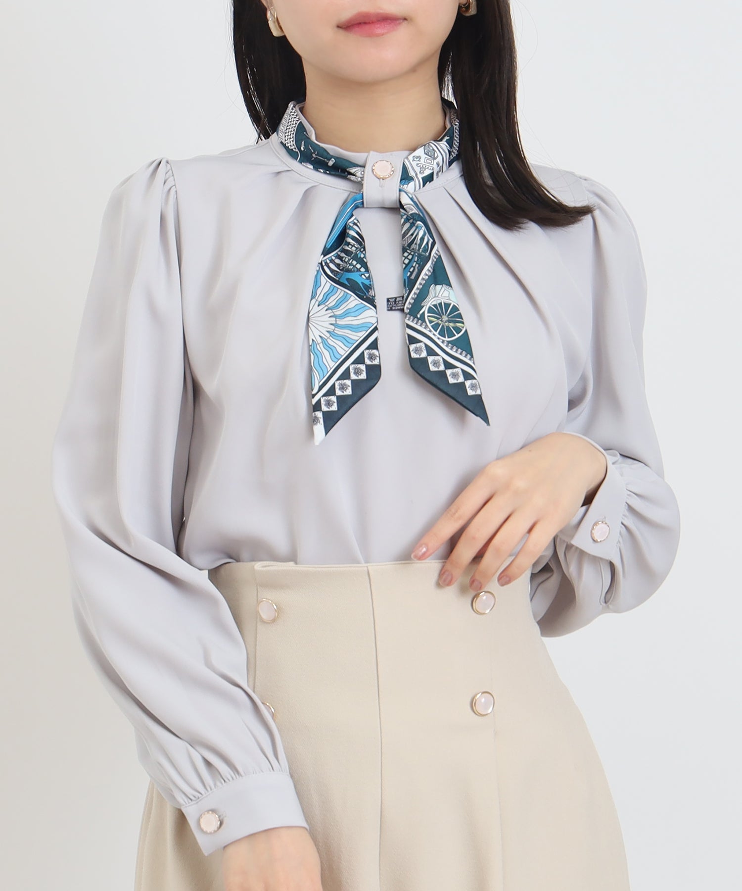 ライトグレー model:156 着用サイズ:S