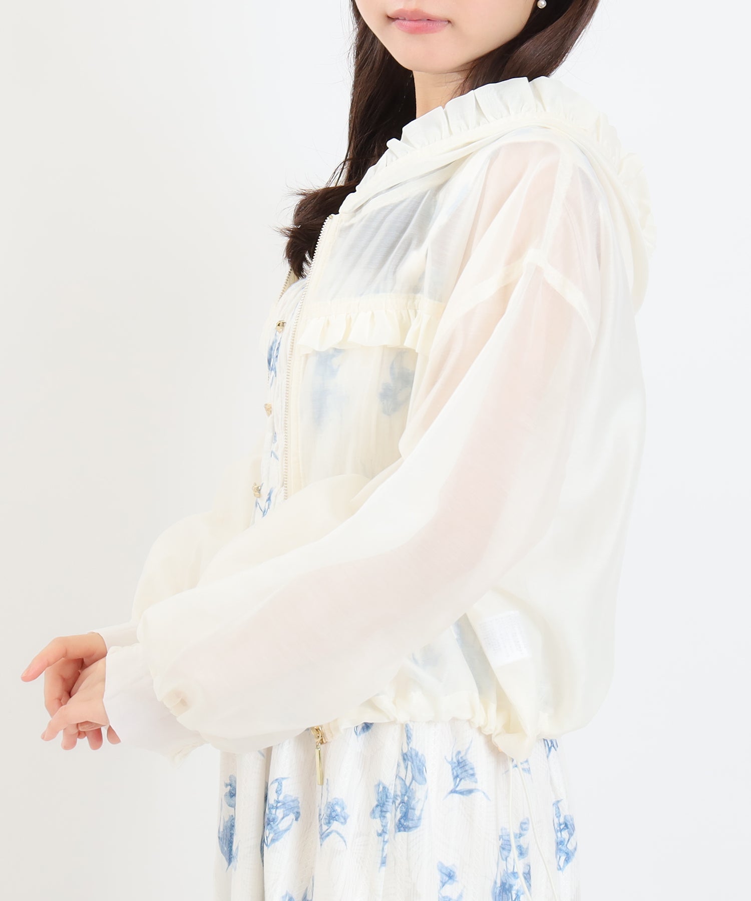 ベージュ model:156 着用サイズ:M
