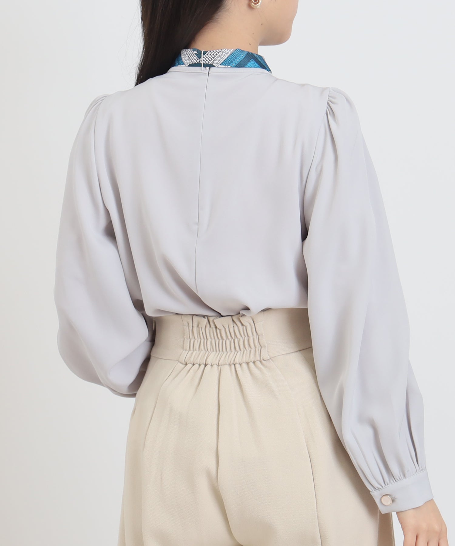 ライトグレー model:156 着用サイズ:S