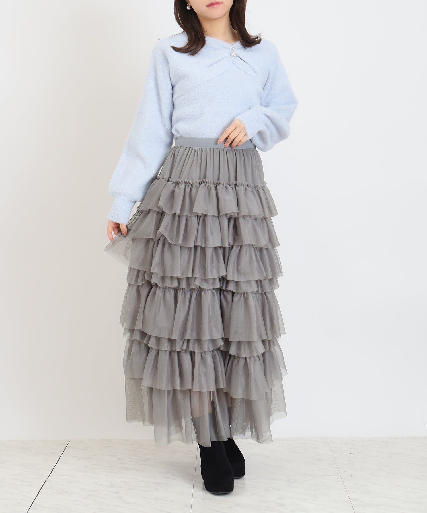 ライトグレー model:156 着用サイズ:M