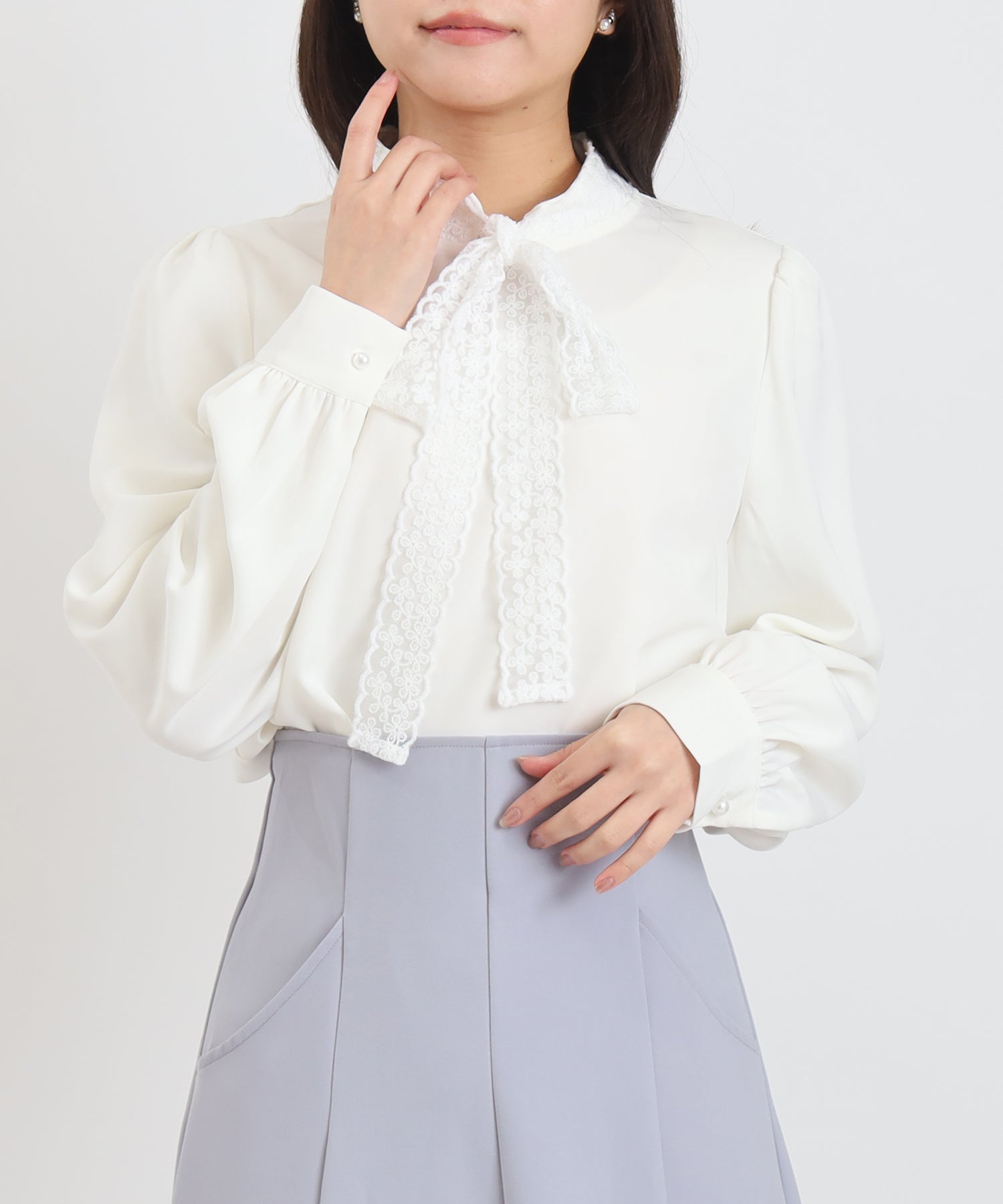 ホワイト MODEL:156㎝ 着用サイズ:M