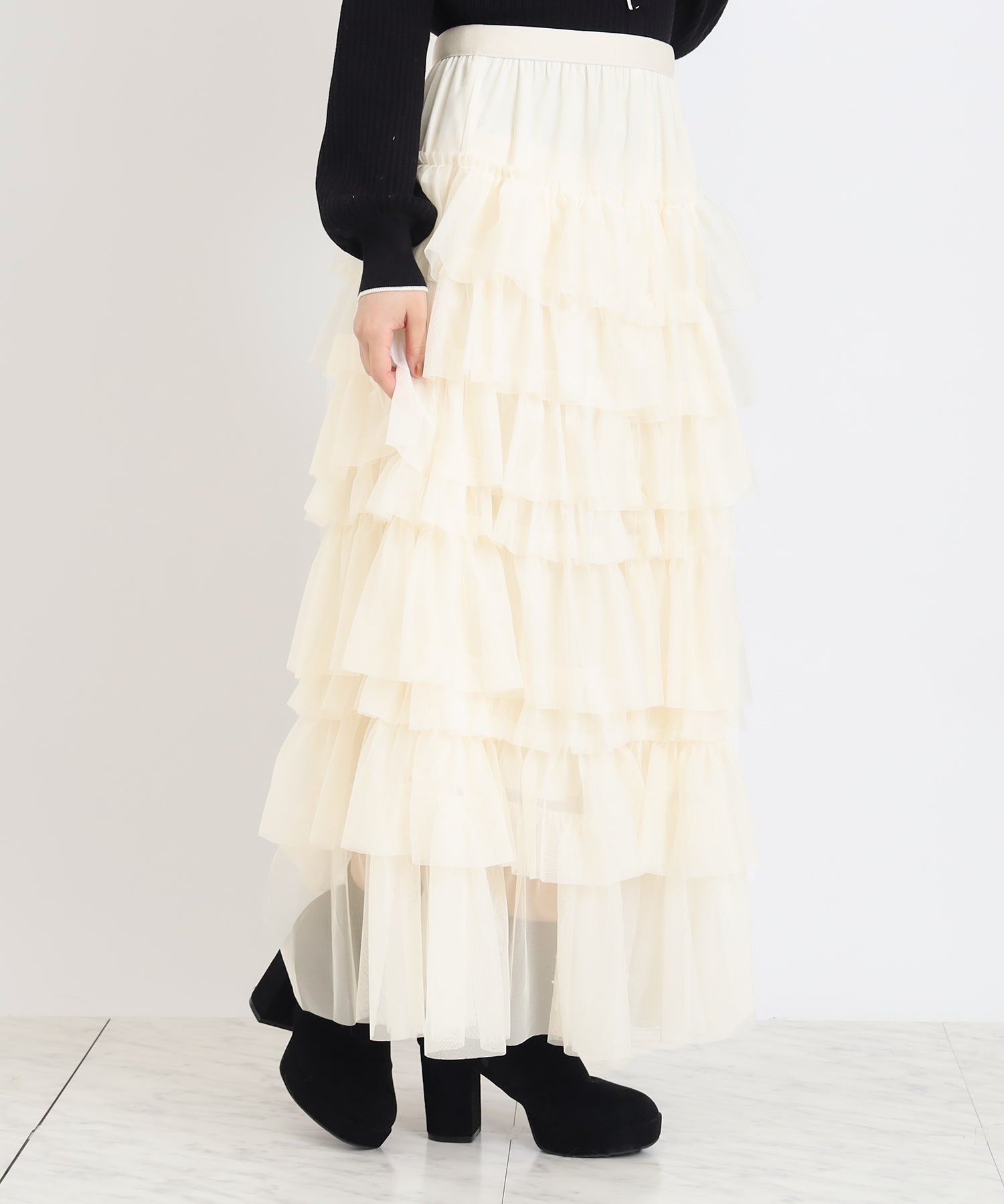 アイボリー model:156 着用サイズ:M