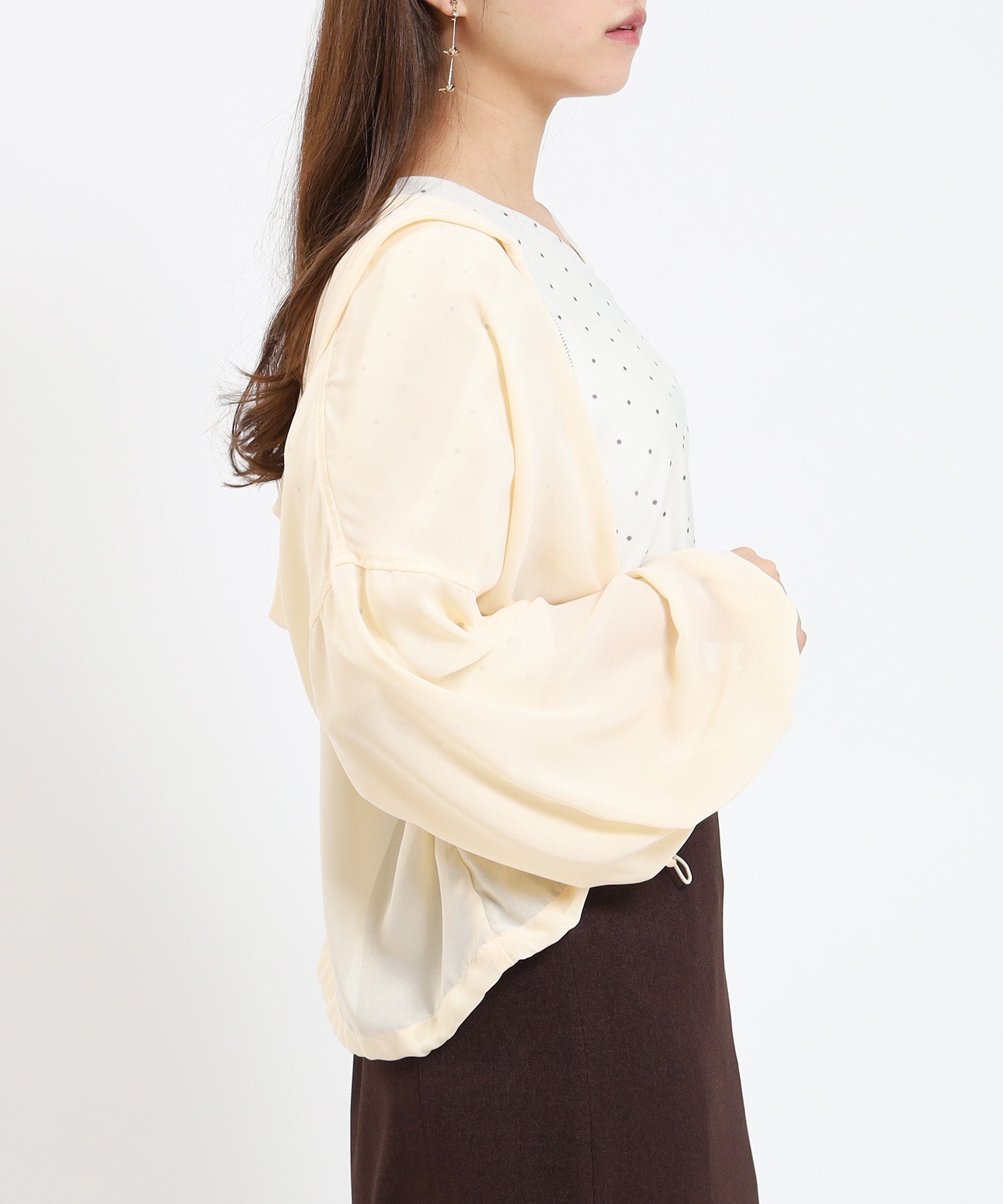ベージュ model:155cm/骨格ウェーブ 着用サイズ:M