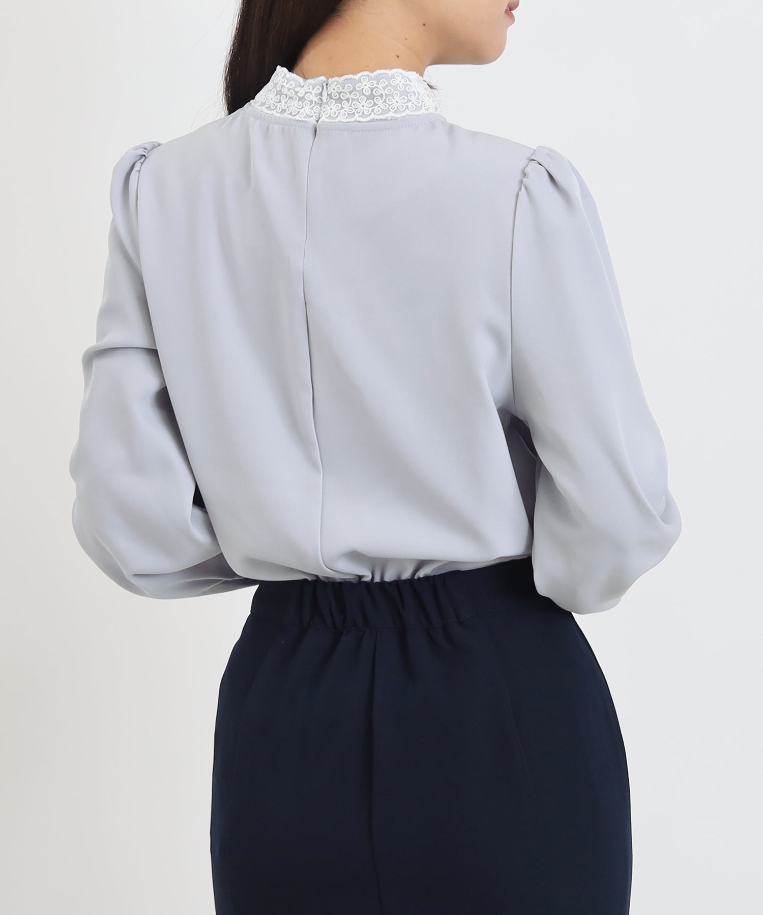 ダスティーブルー MODEL:156 着用サイズ:M