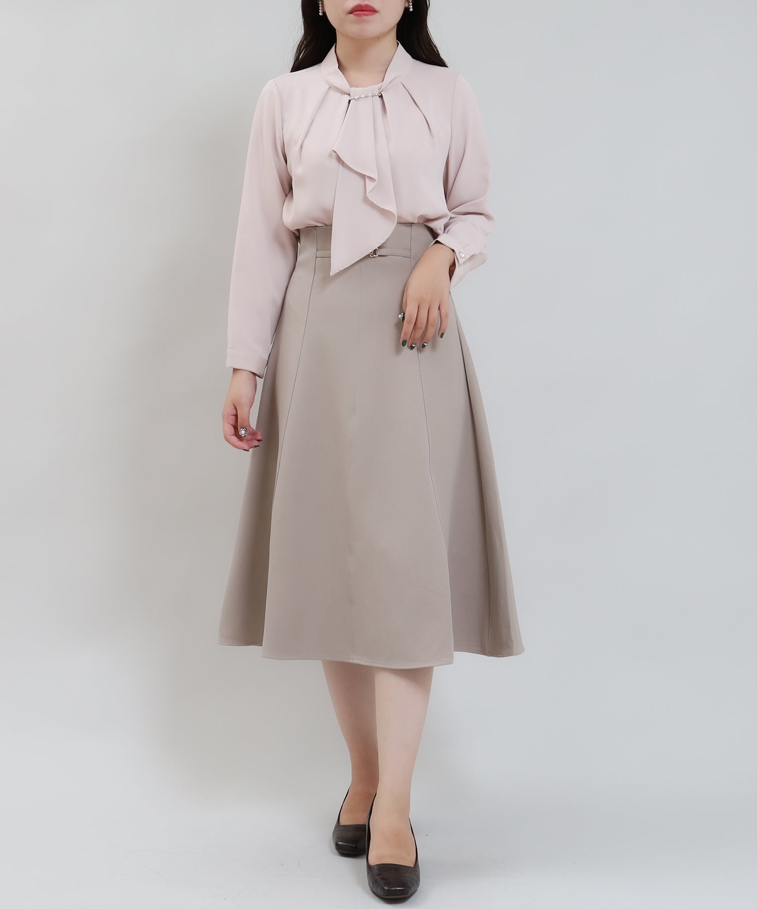 ピンクベージュ model:156 着用サイズ:S