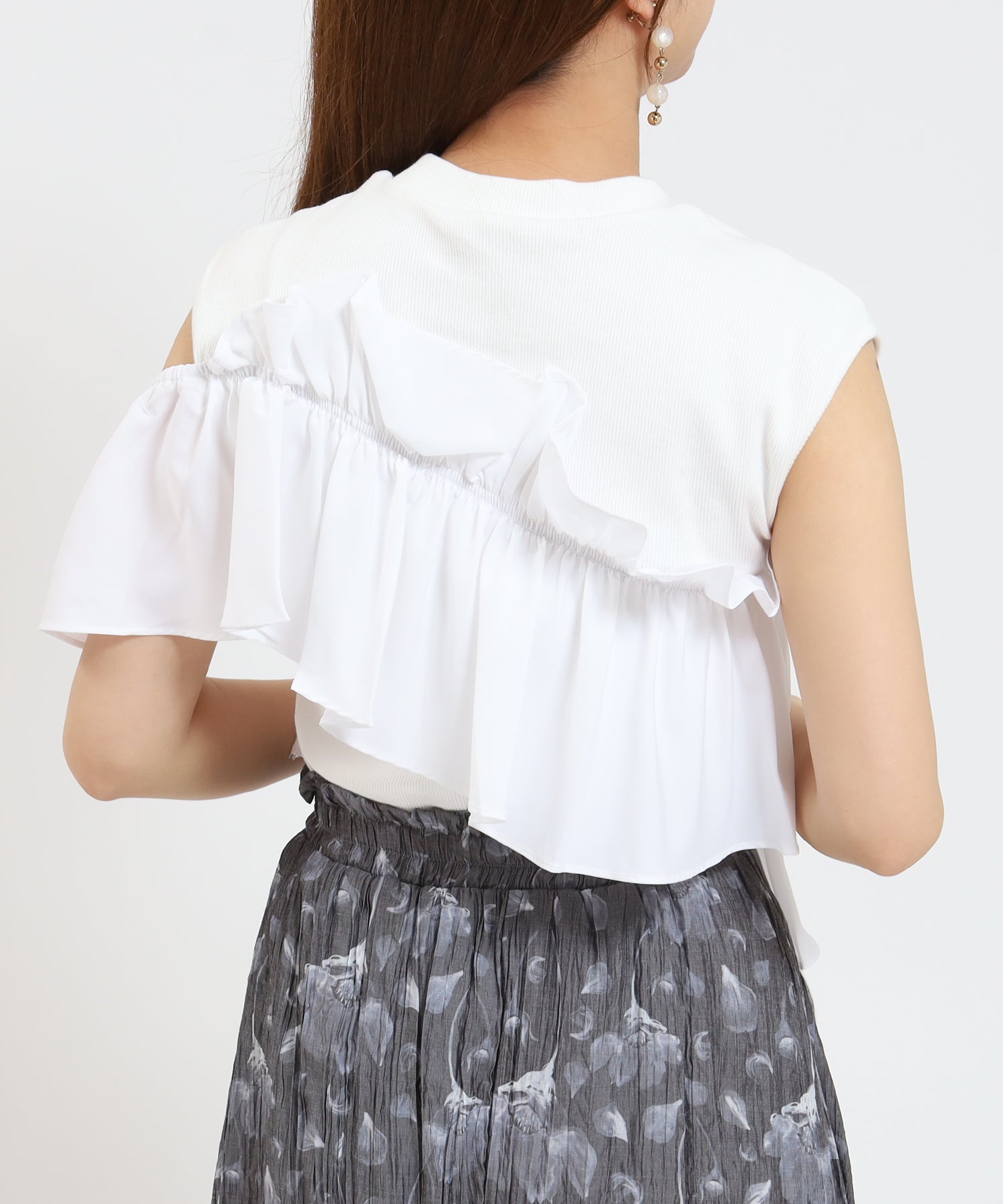 ホワイト model:155cm/骨格ウェーブ 着用サイズ:M