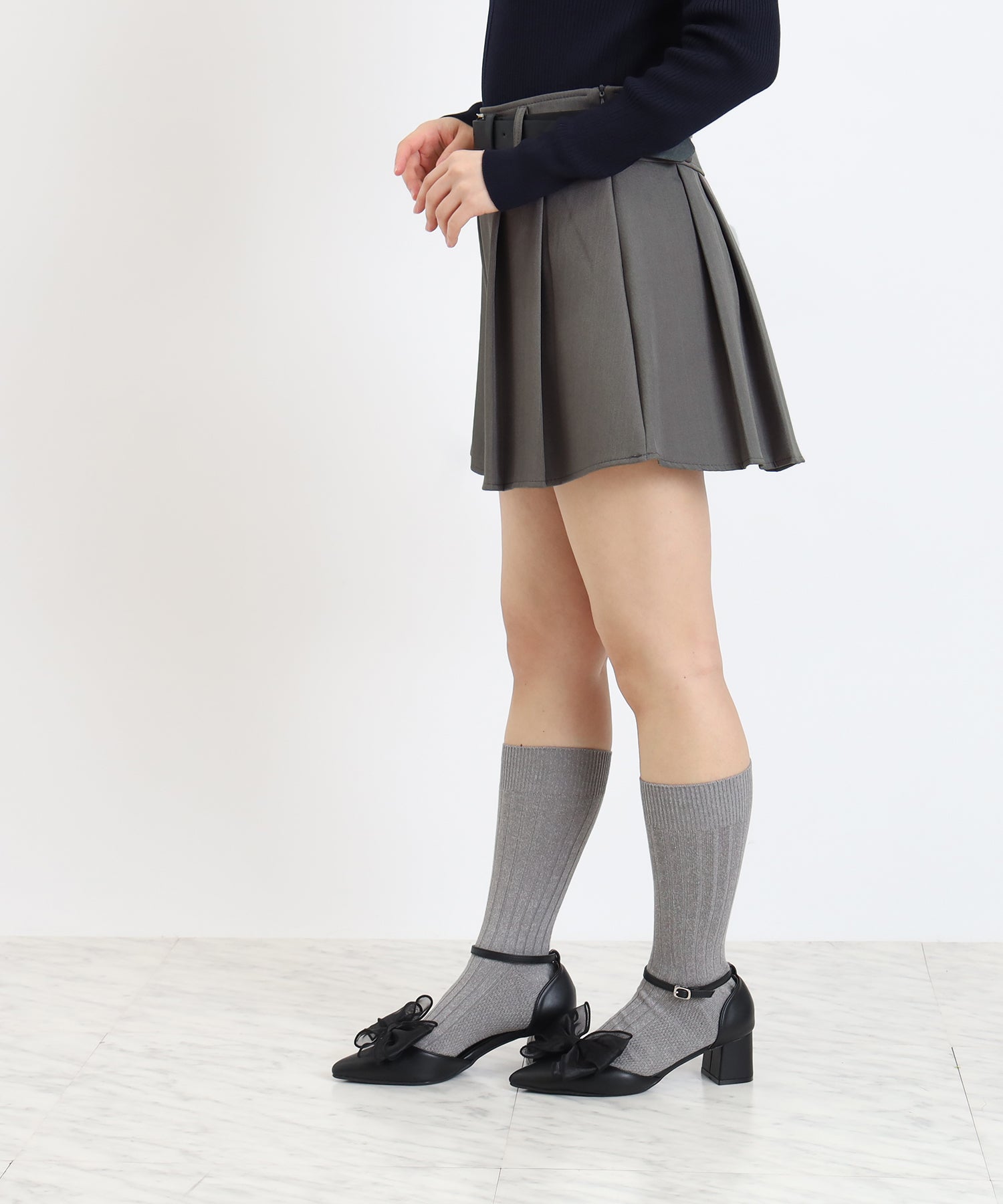 チャコール model:156 着用サイズ:M
