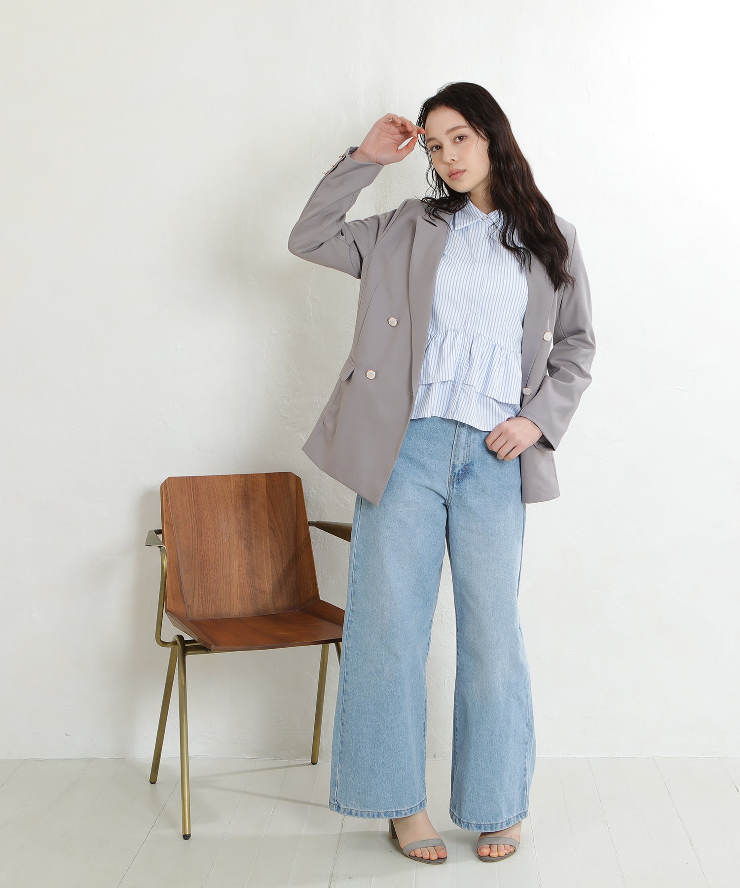 ライトグレー model:171 着用サイズ:M