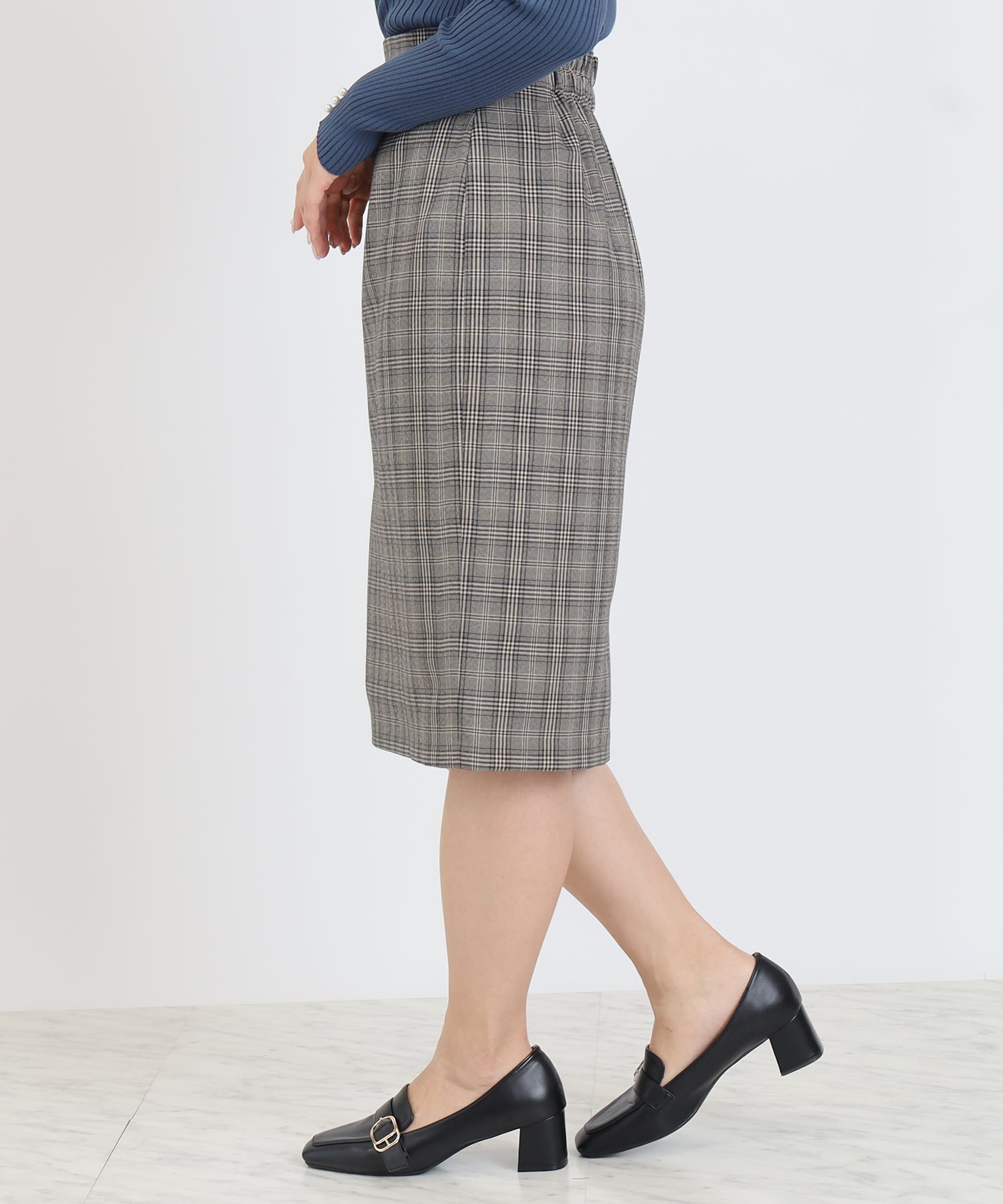 ベージュ model:160 着用サイズ:M