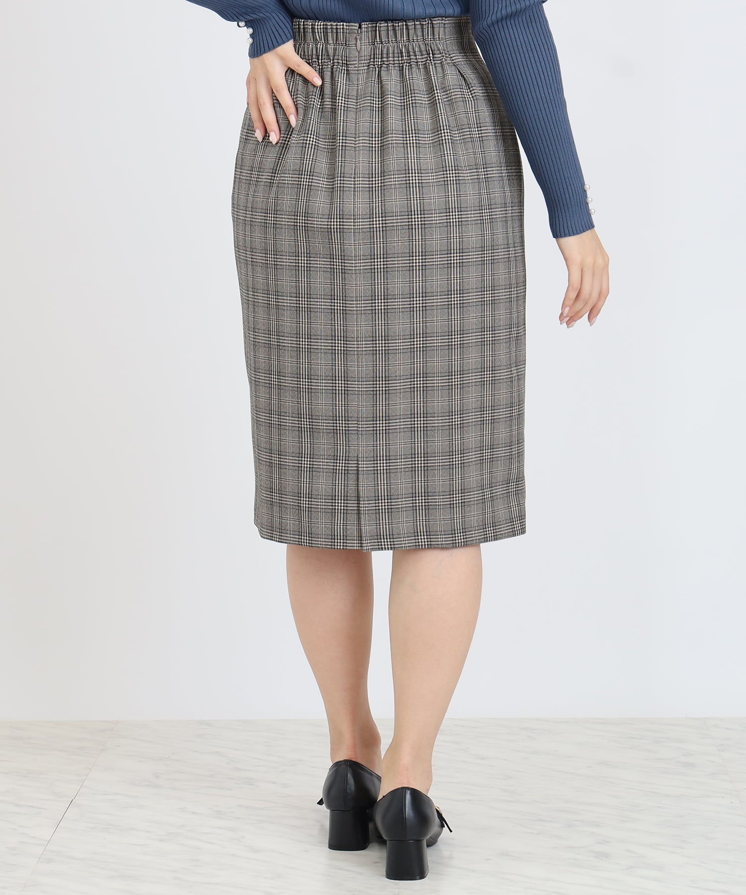 ベージュ model:160 着用サイズ:M