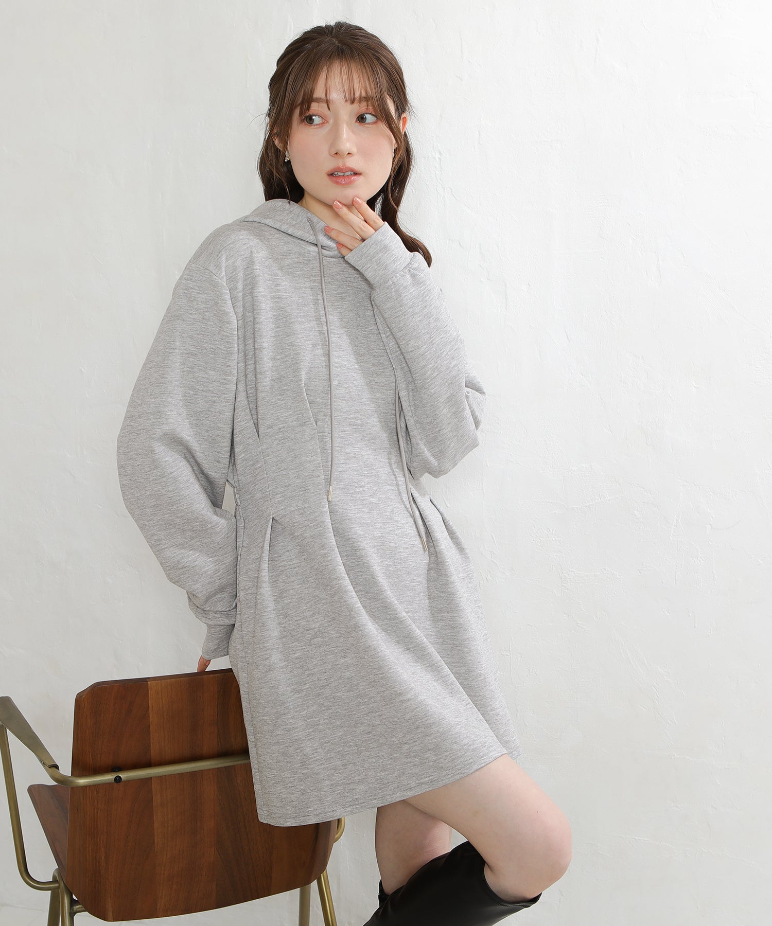 スフレタッチミニパーカーワンピース