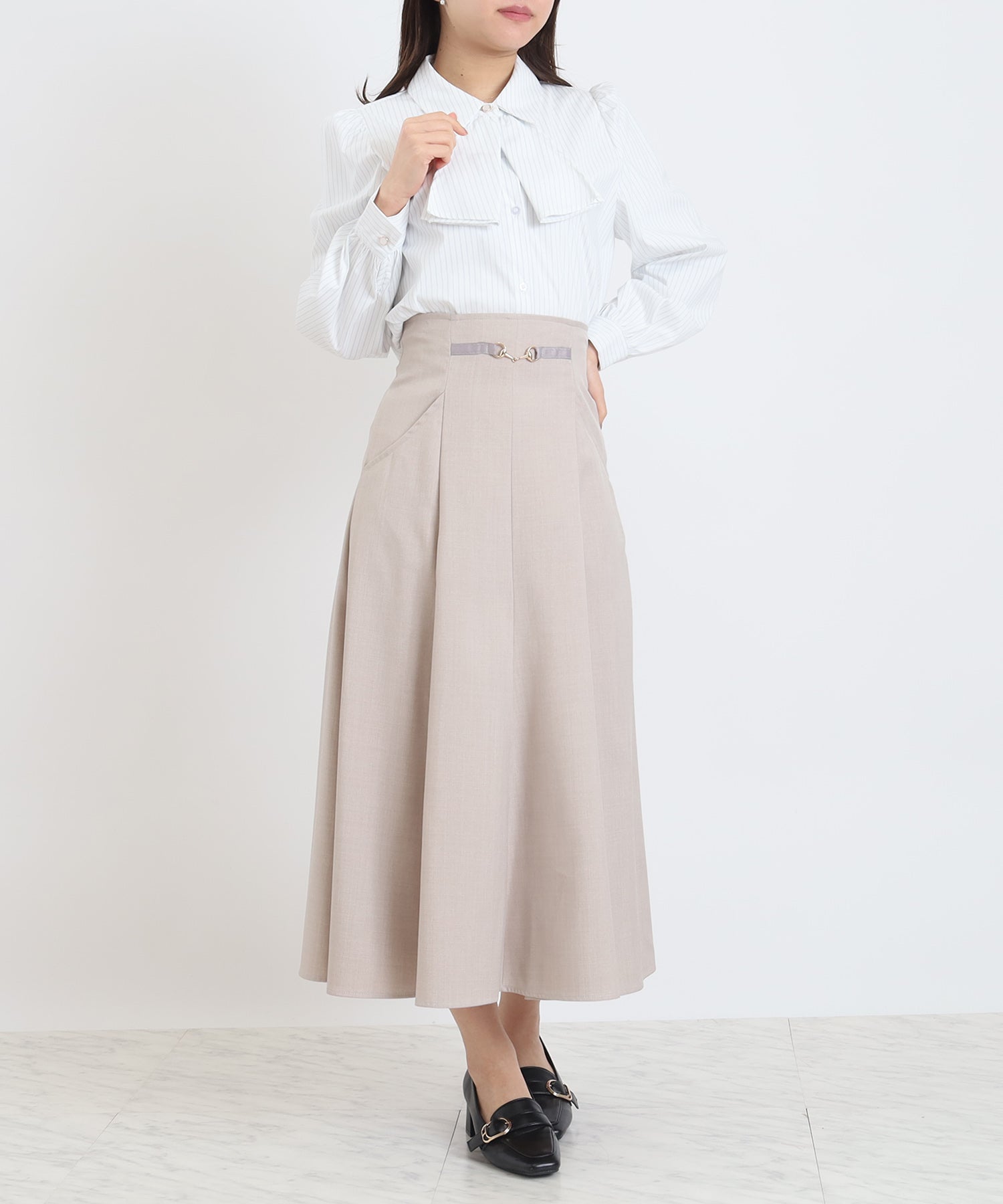 グレージュ model:160 着用サイズ:M