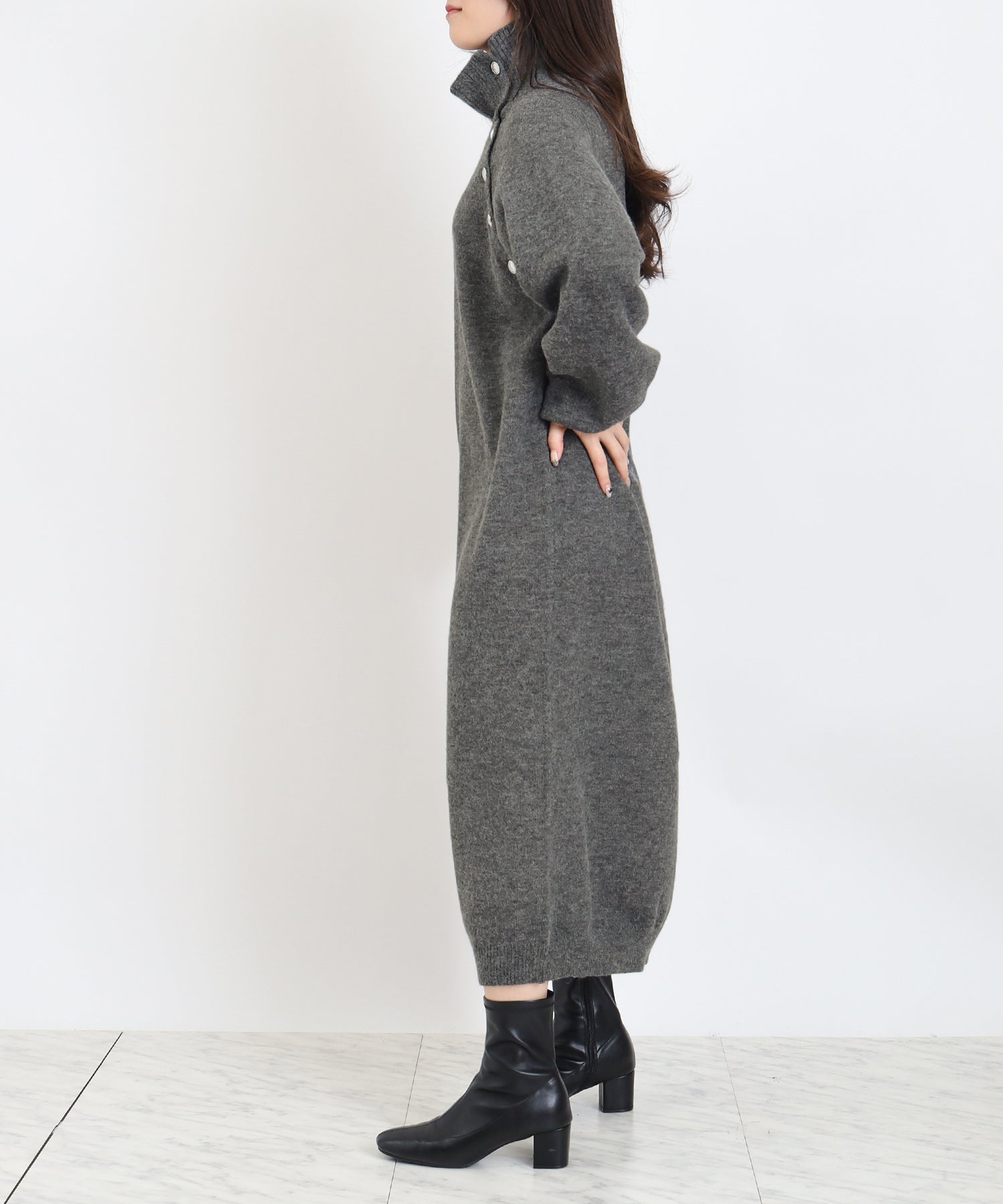 チャコール model:160 着用サイズ:M