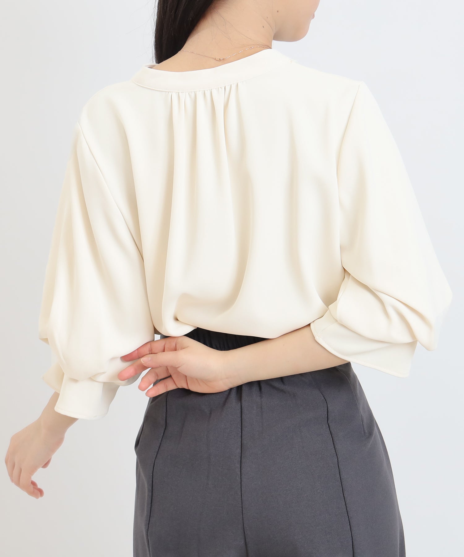 ベージュ model:156 着用サイズ:M
