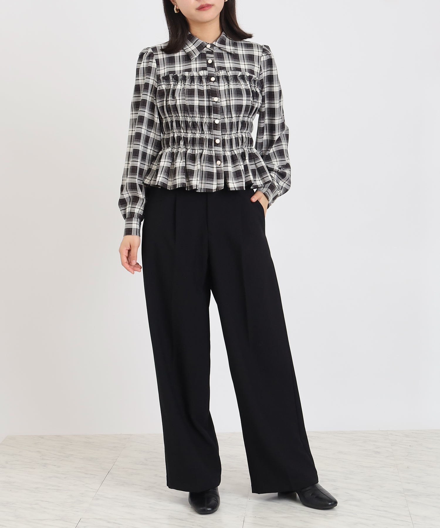 ブラック(チェック) model:156 着用サイズ:M