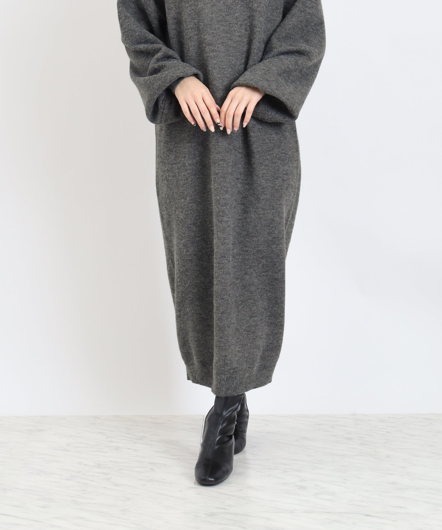 チャコール model:160 着用サイズ:M