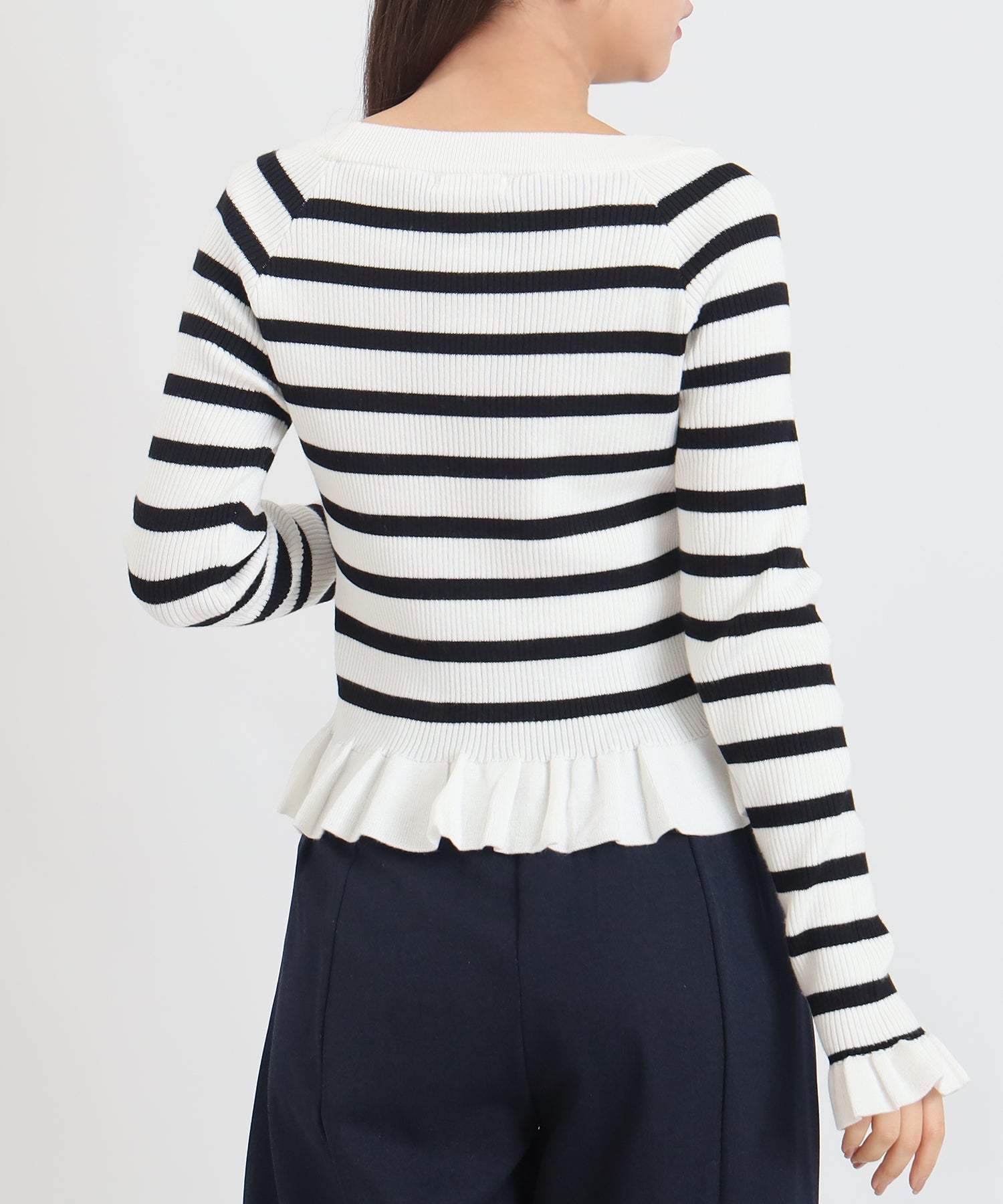 ホワイト×ブラック model:156 着用サイズ:M