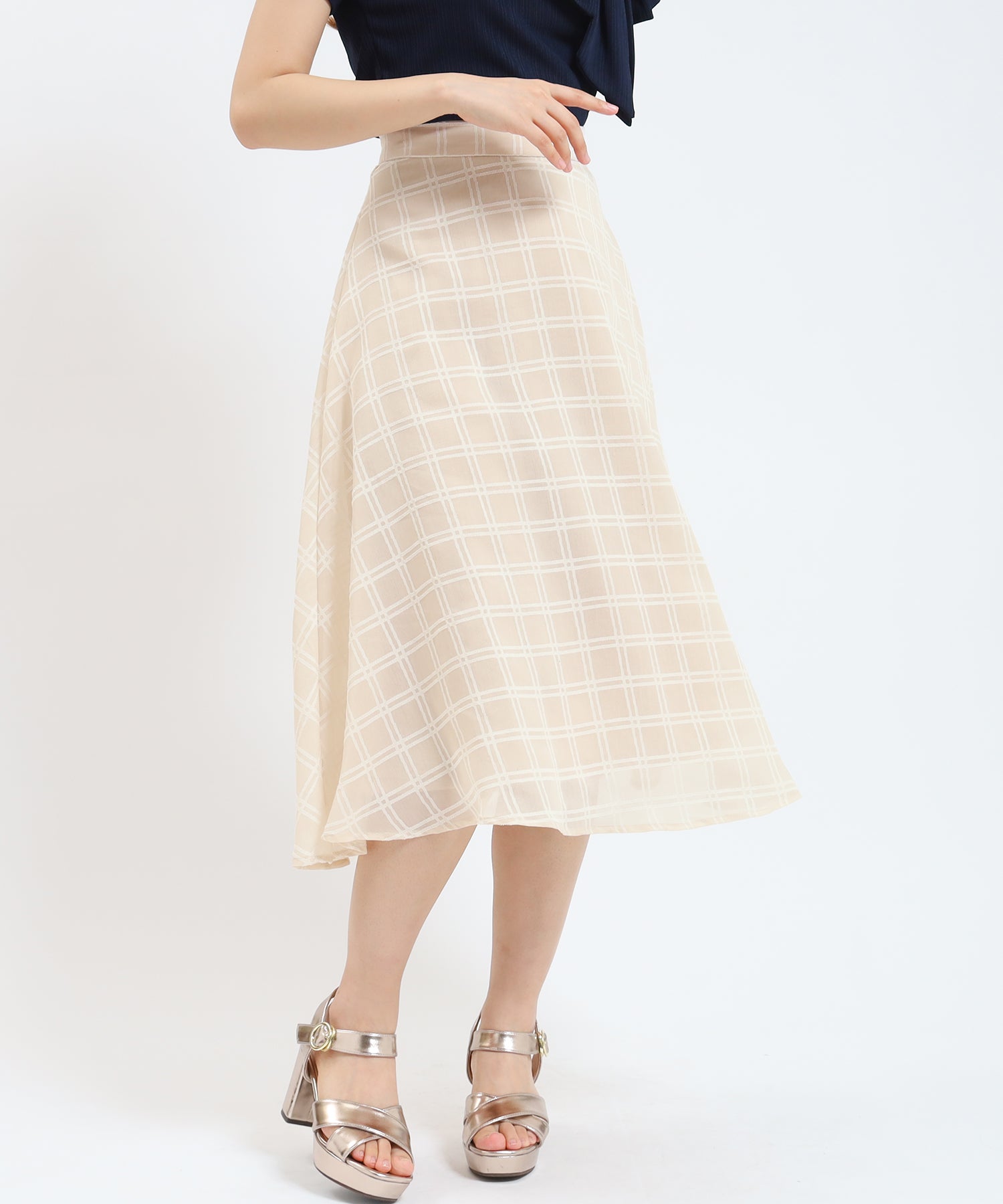 ピンクベージュ model:155 骨格ウェーブ 着用サイズ:S