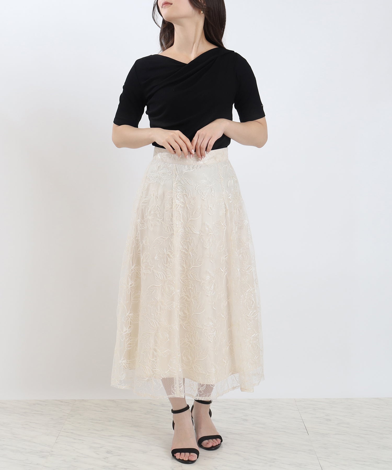 ベージュ model:160 着用サイズ:M