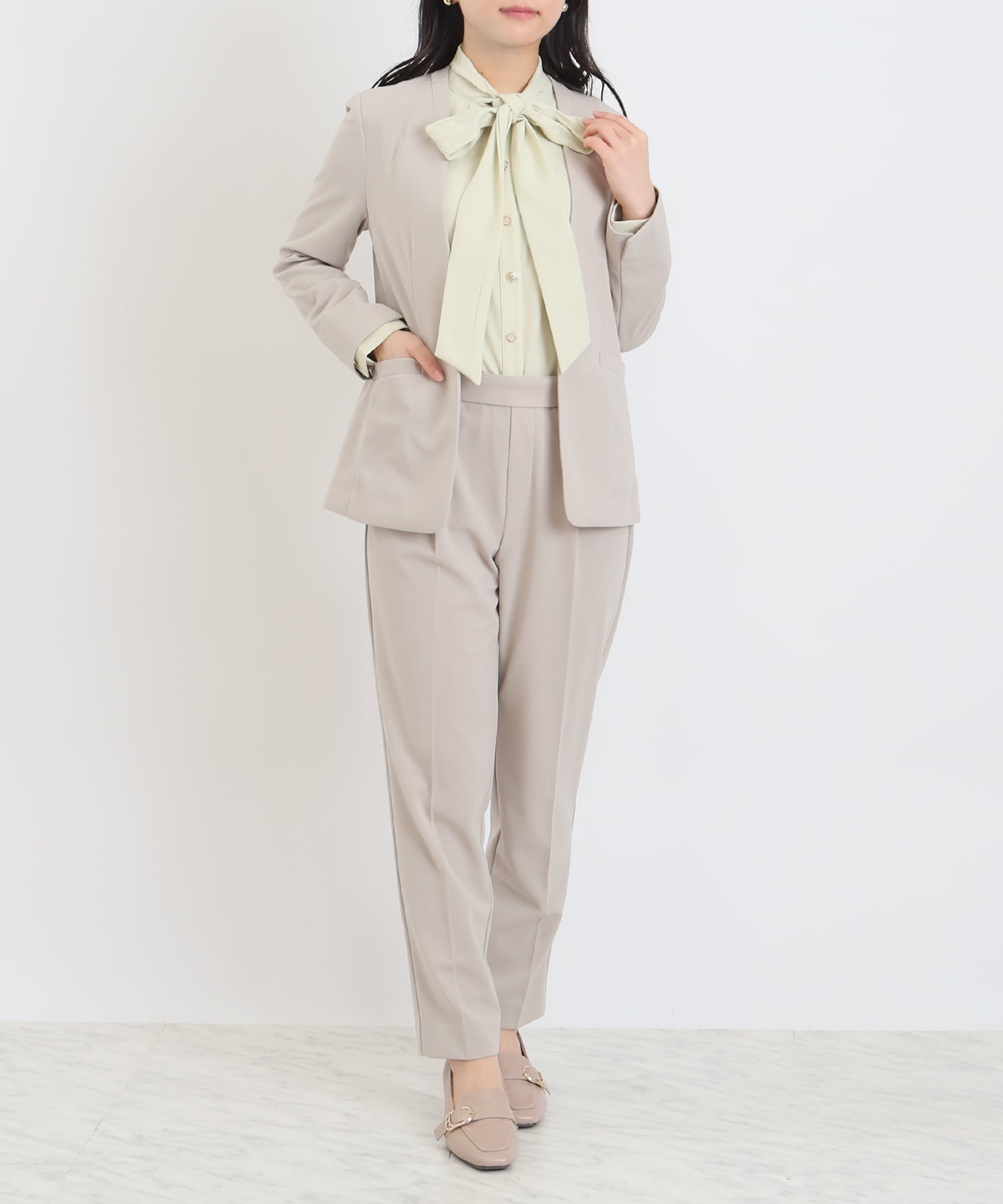 グレージュ model:156 着用サイズ:S