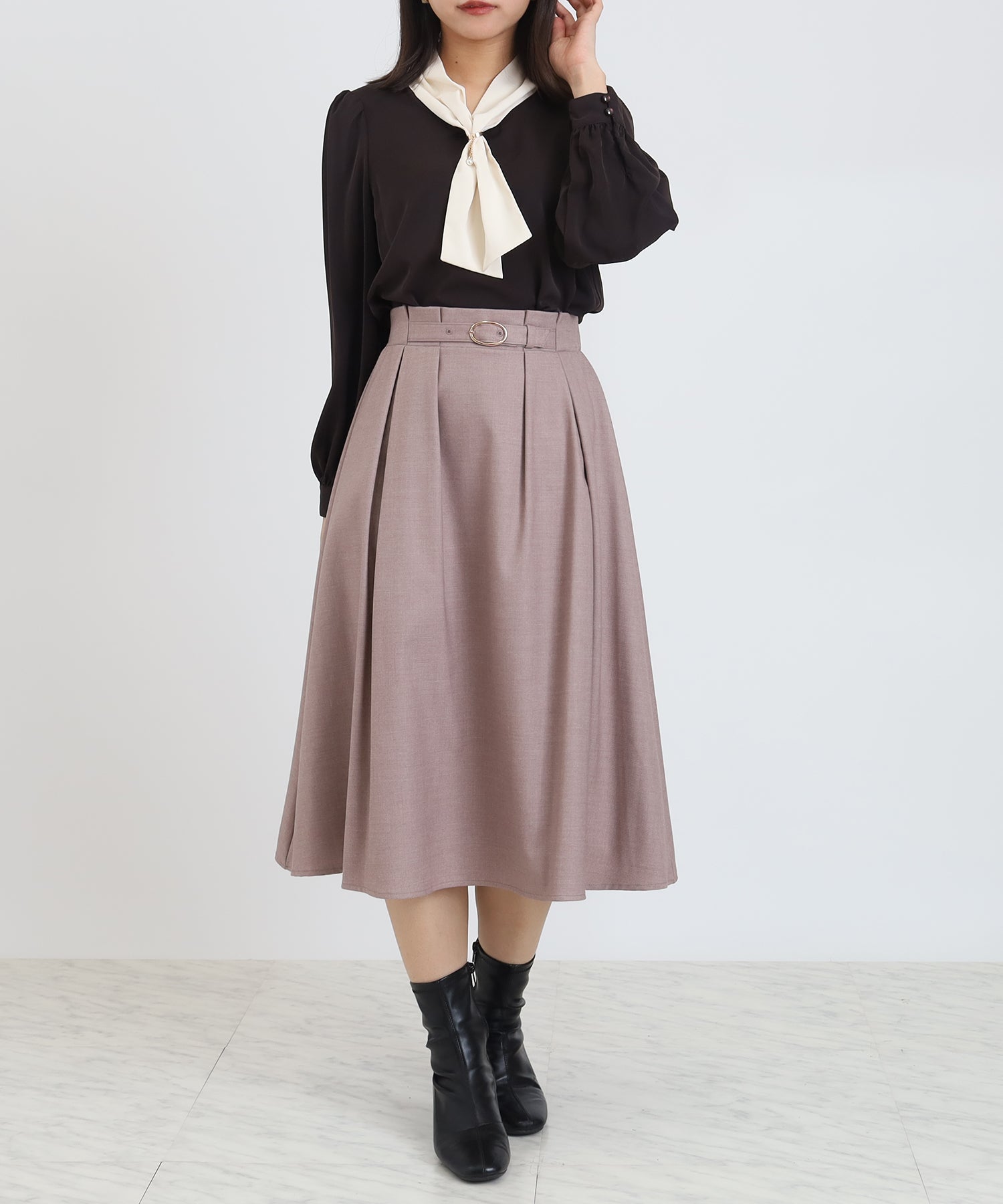 ブラウン model:156 着用サイズ:S