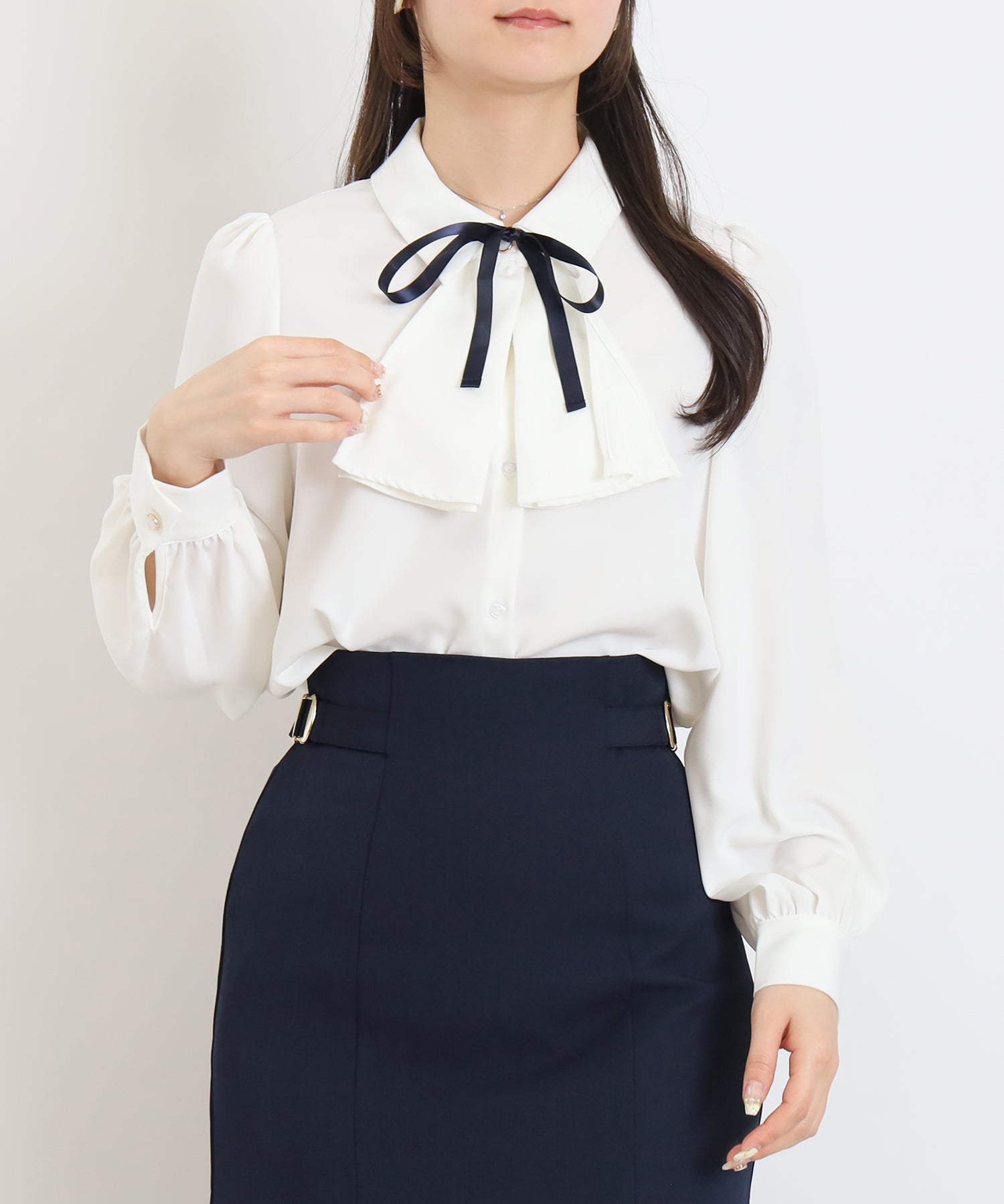 ホワイト×無地 model:160 着用サイズ:M