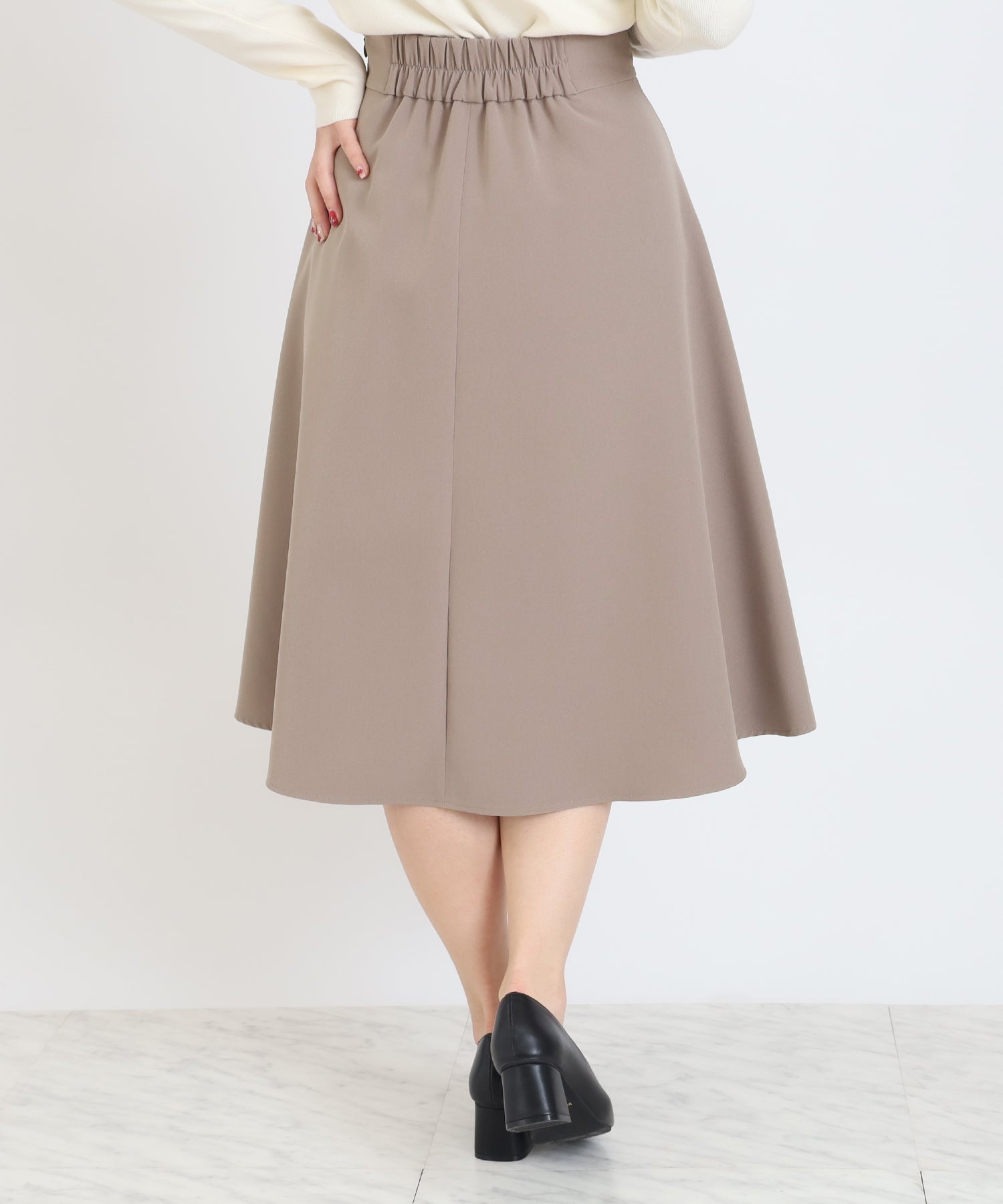 モカ model:160 着用サイズ:M