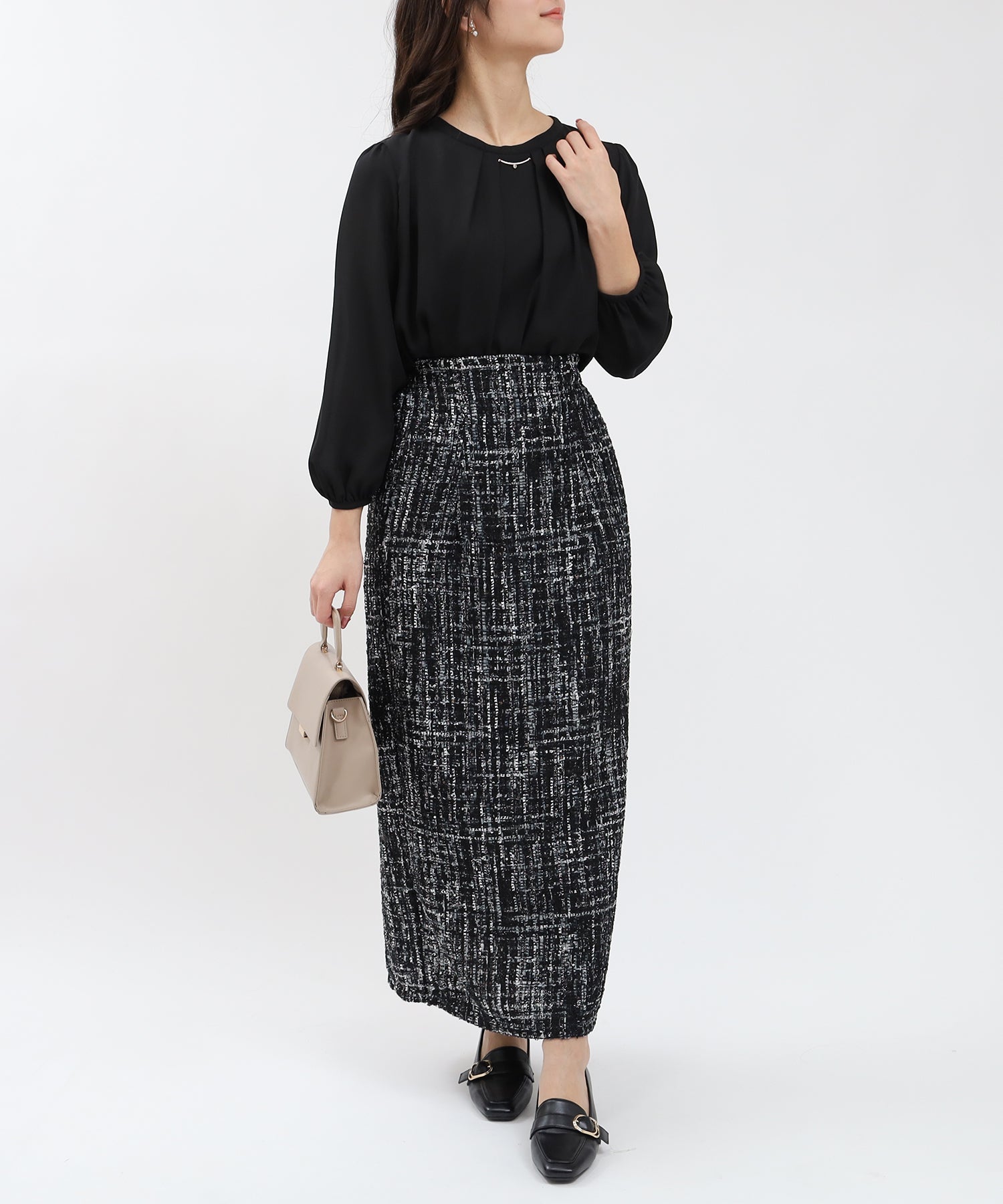 ブラック model:160cm/骨格ウェーブ 着用サイズ:M