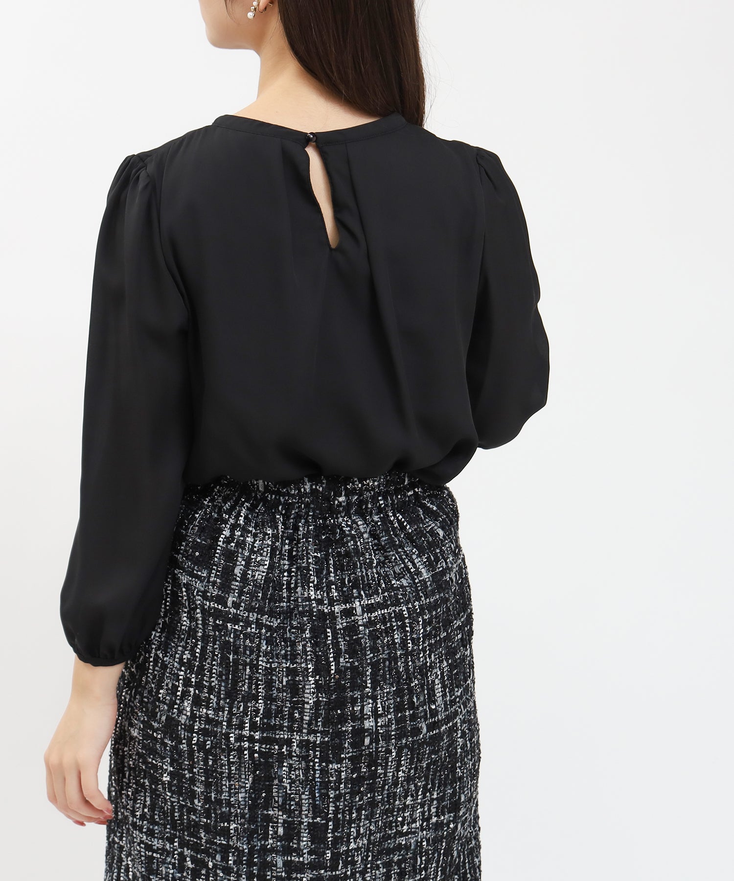 ブラック model:160cm/骨格ウェーブ 着用サイズ:M