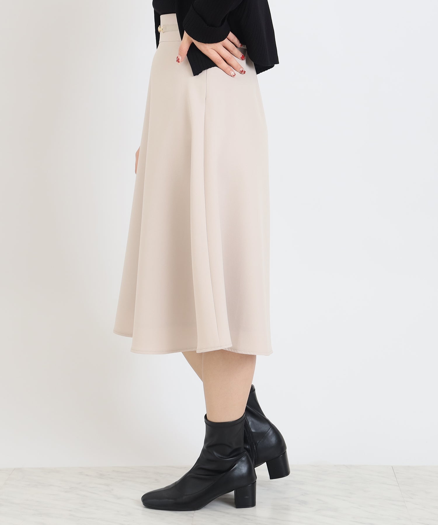 ベージュ model:160 着用サイズ:M