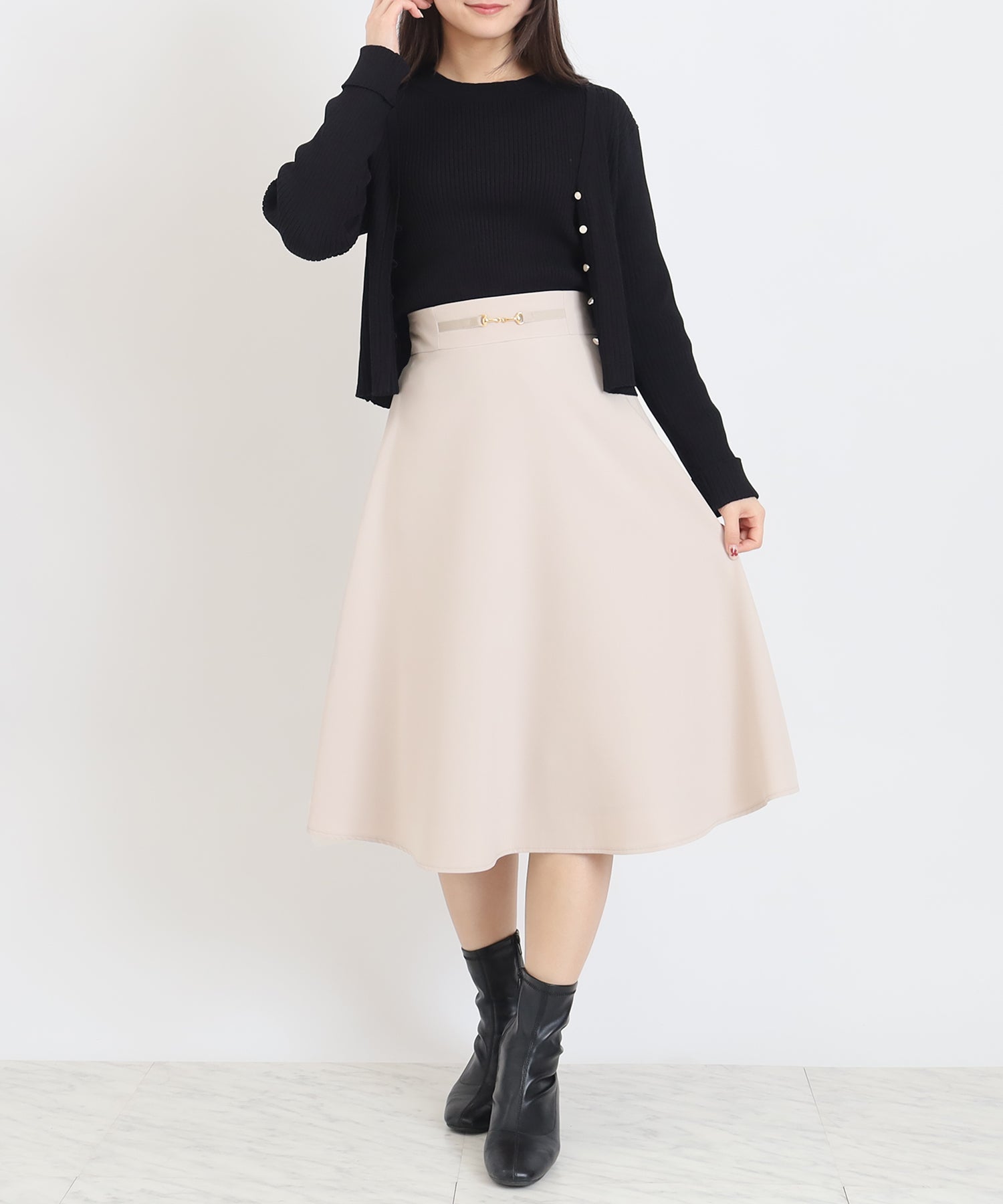 ベージュ model:160 着用サイズ:M