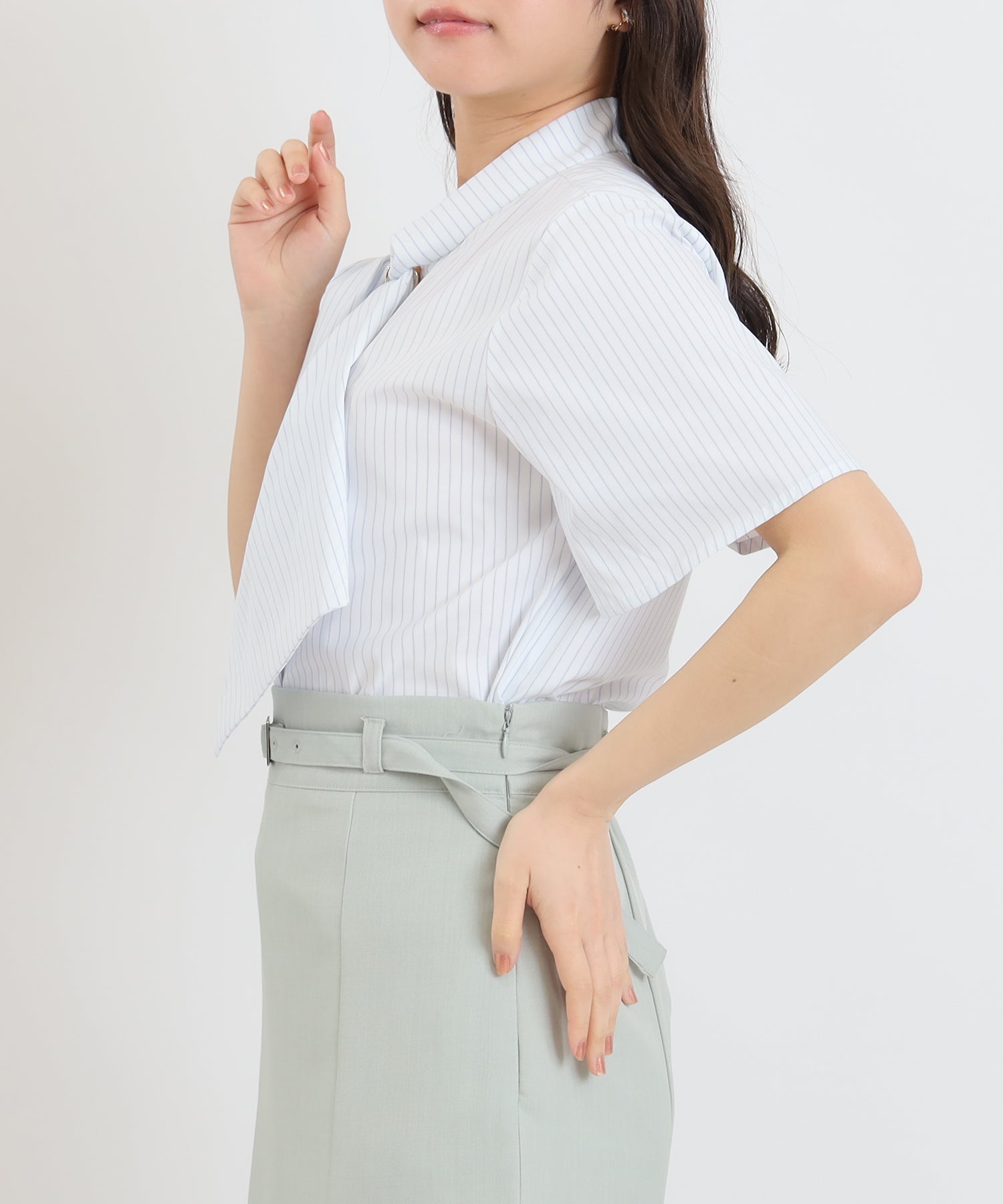 ホワイト×ブルー model:156cm 着用サイズ:M