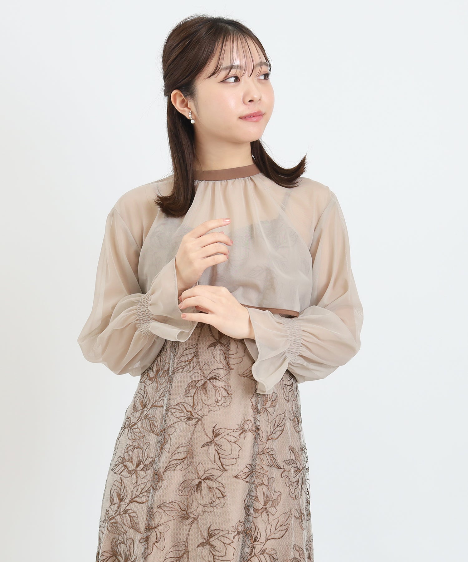 ブラウン model:156 着用サイズ:S