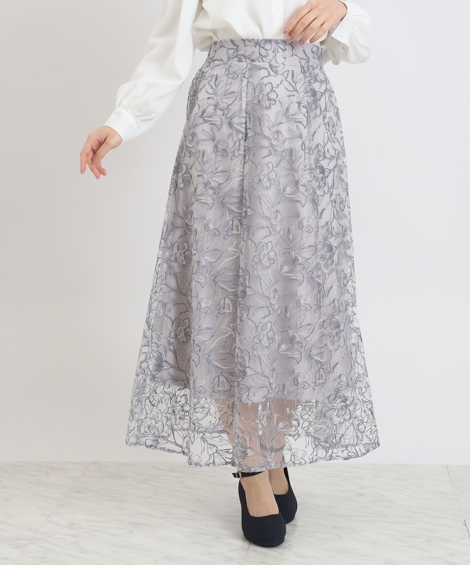 フラワー刺繍チュールスカート