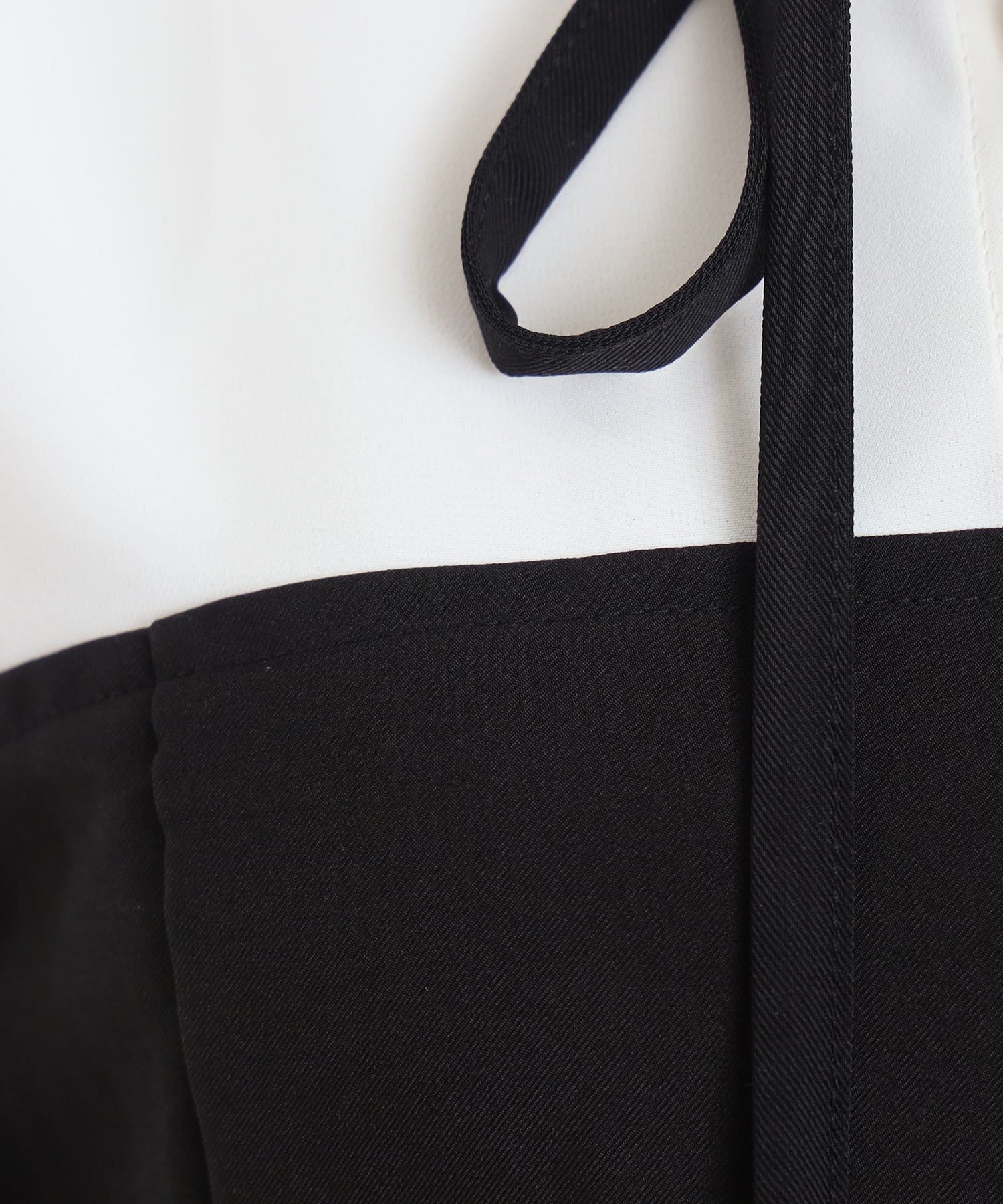 ディティール(ホワイト)