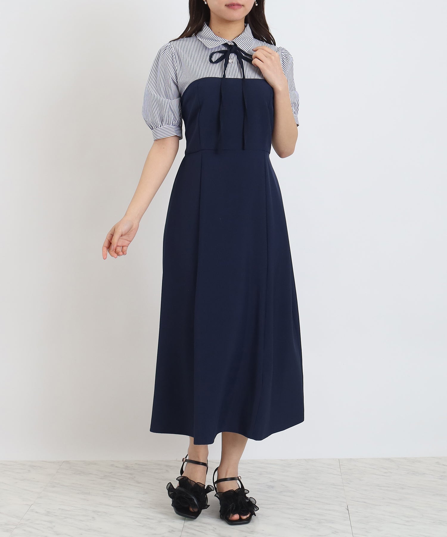 ホワイト×ブルー model:156cm 着用サイズ:M