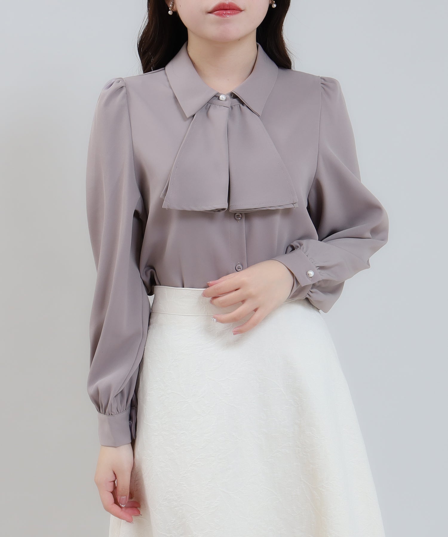 Thick frill bowtie blouse