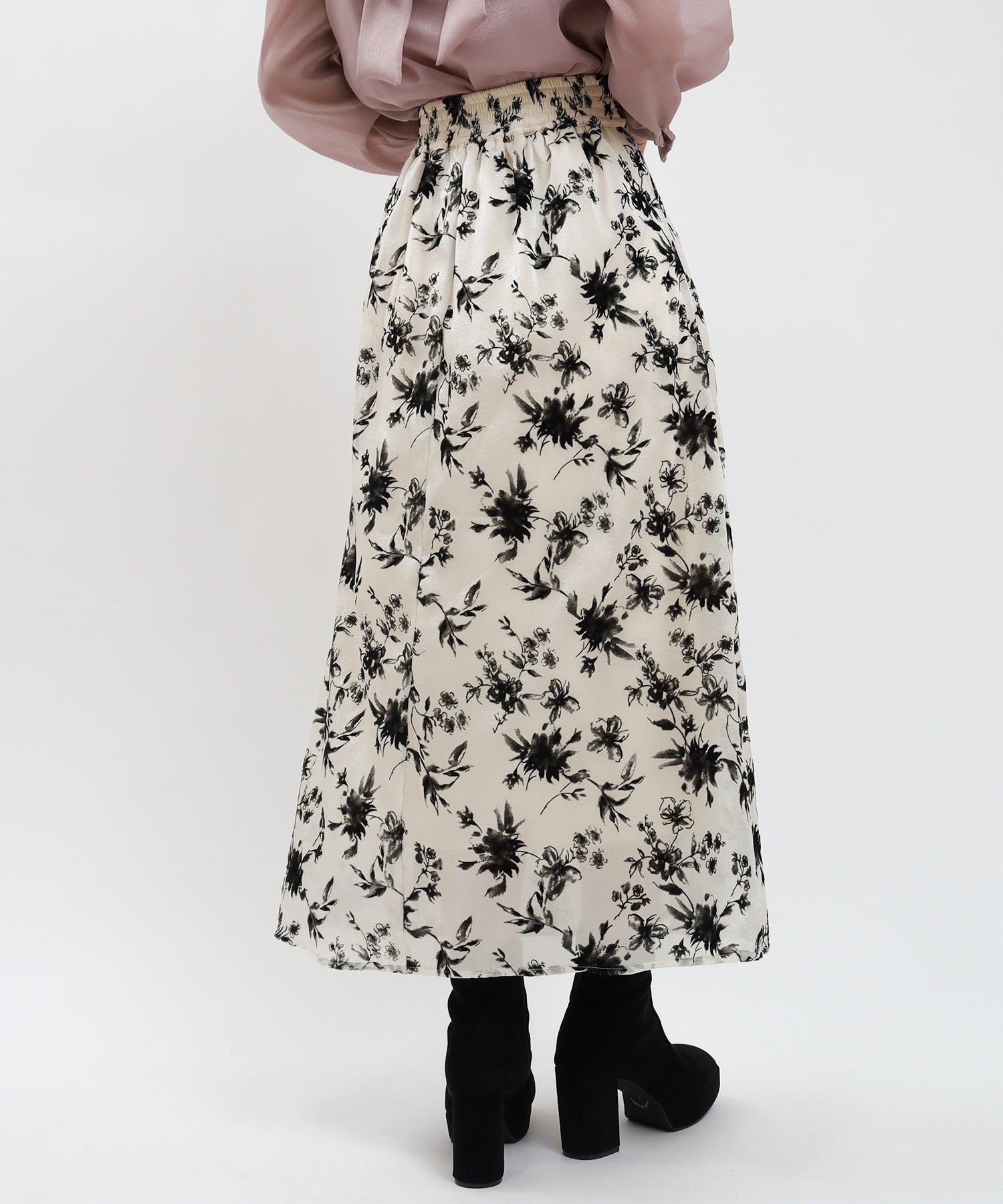 ベージュ model:155cm 着用サイズ:M