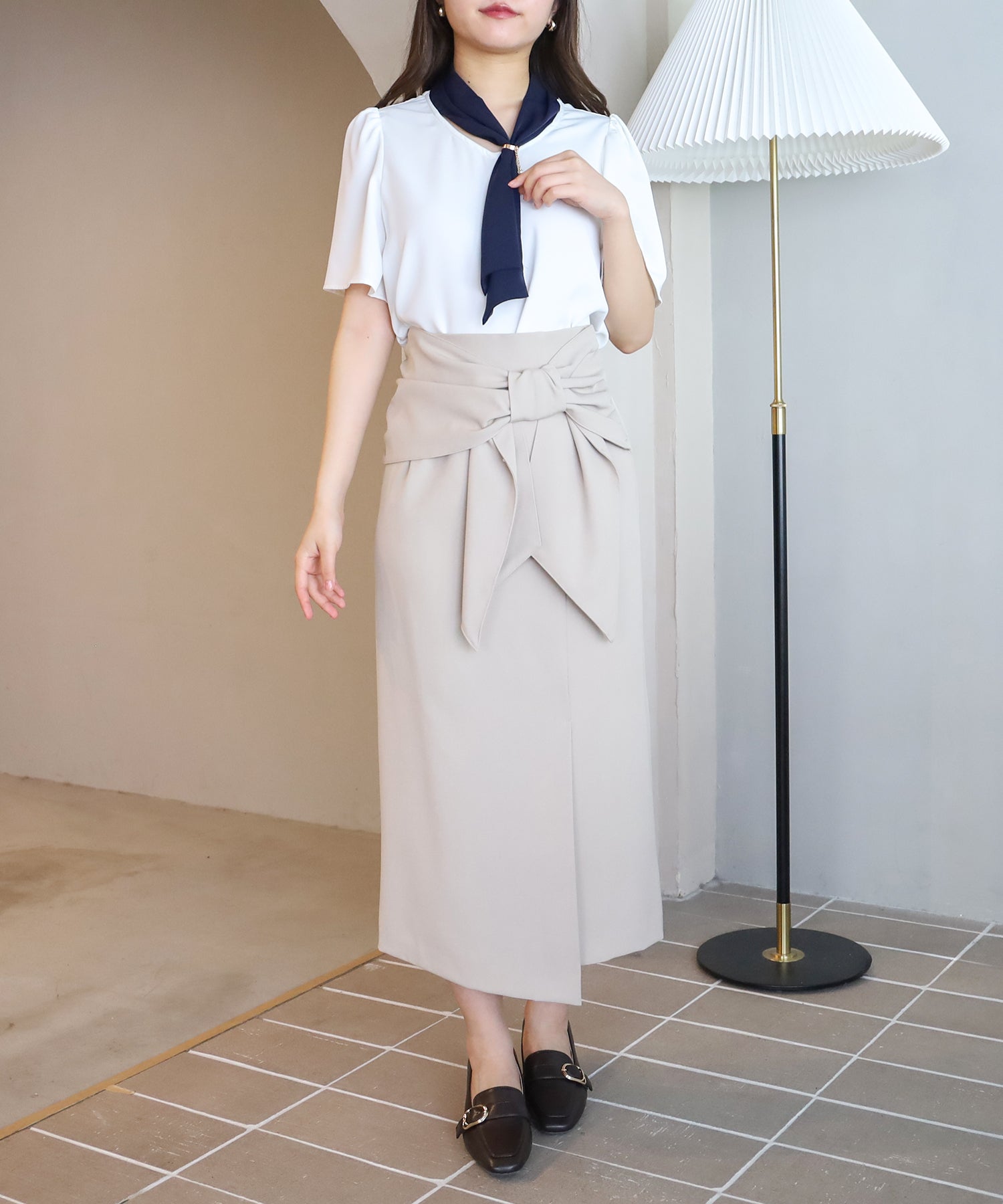 ホワイト×ネイビー model:156 着用サイズ:M