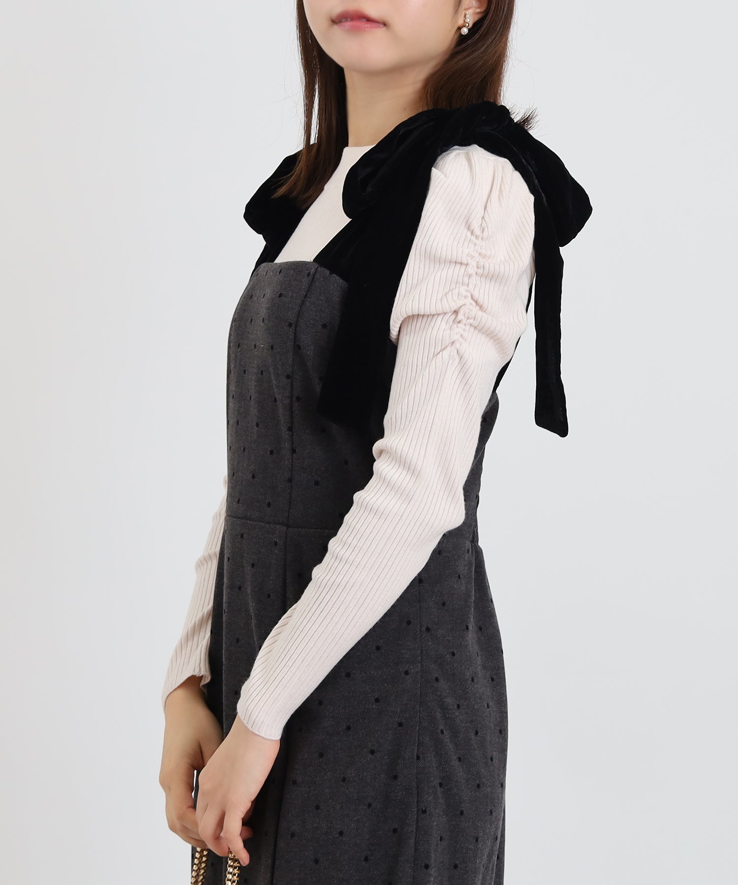 チャコール model:156 着用サイズ:M