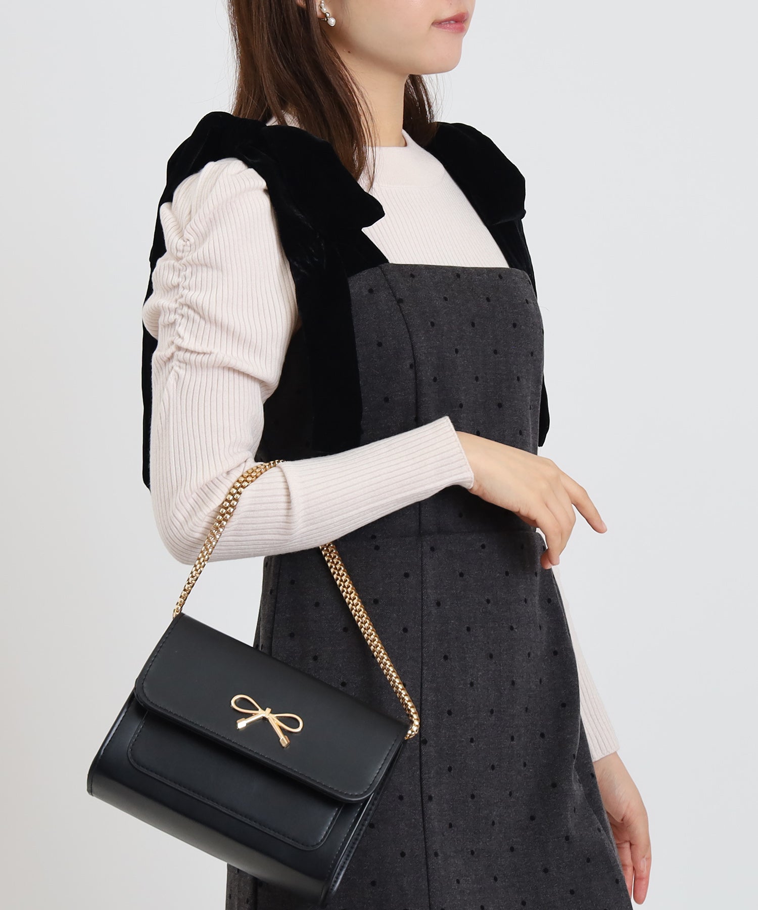 チャコール model:156 着用サイズ:M